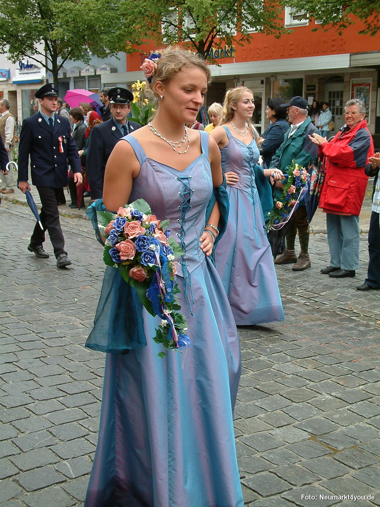 052 Volksfestzug 140805