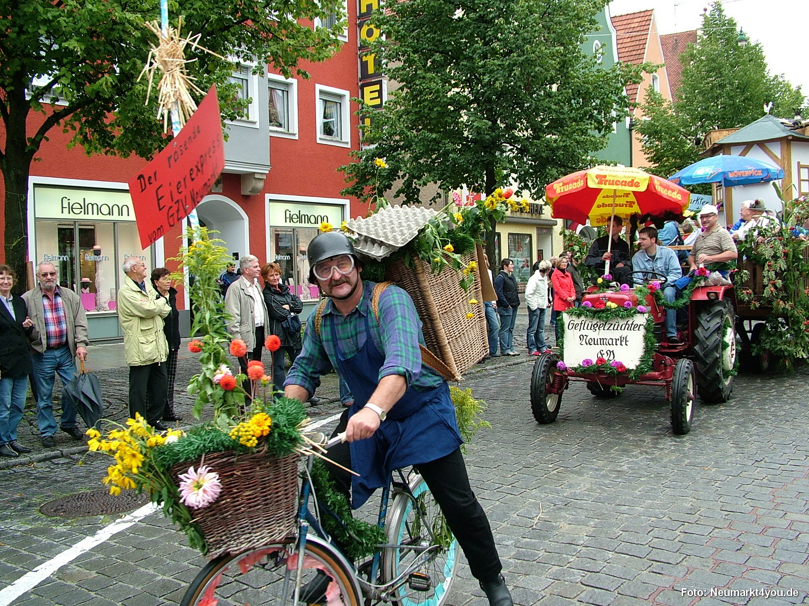 055 Volksfestzug 140805