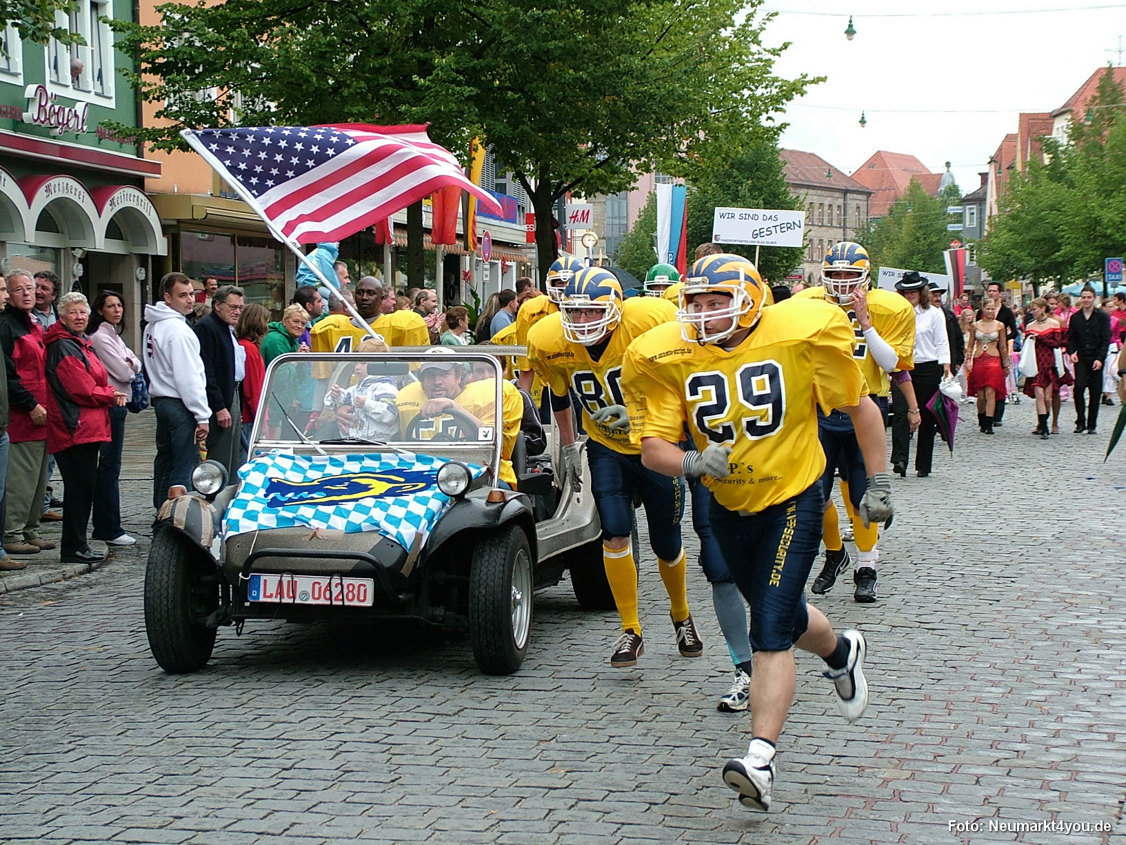 069 Volksfestzug 140805