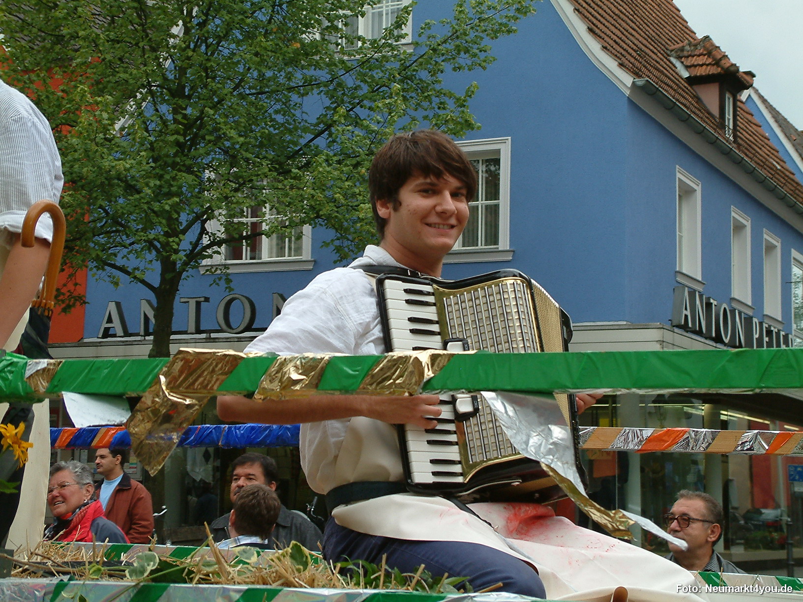 085 Volksfestzug 140805