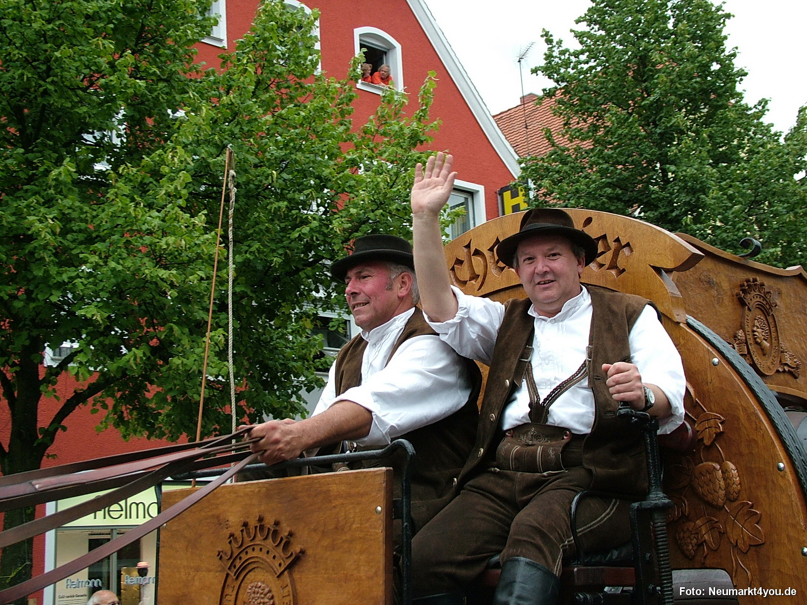 091 Volksfestzug 140805