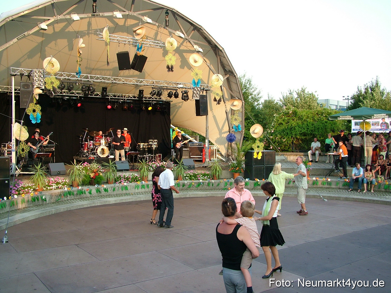 Latin Summer Night 013