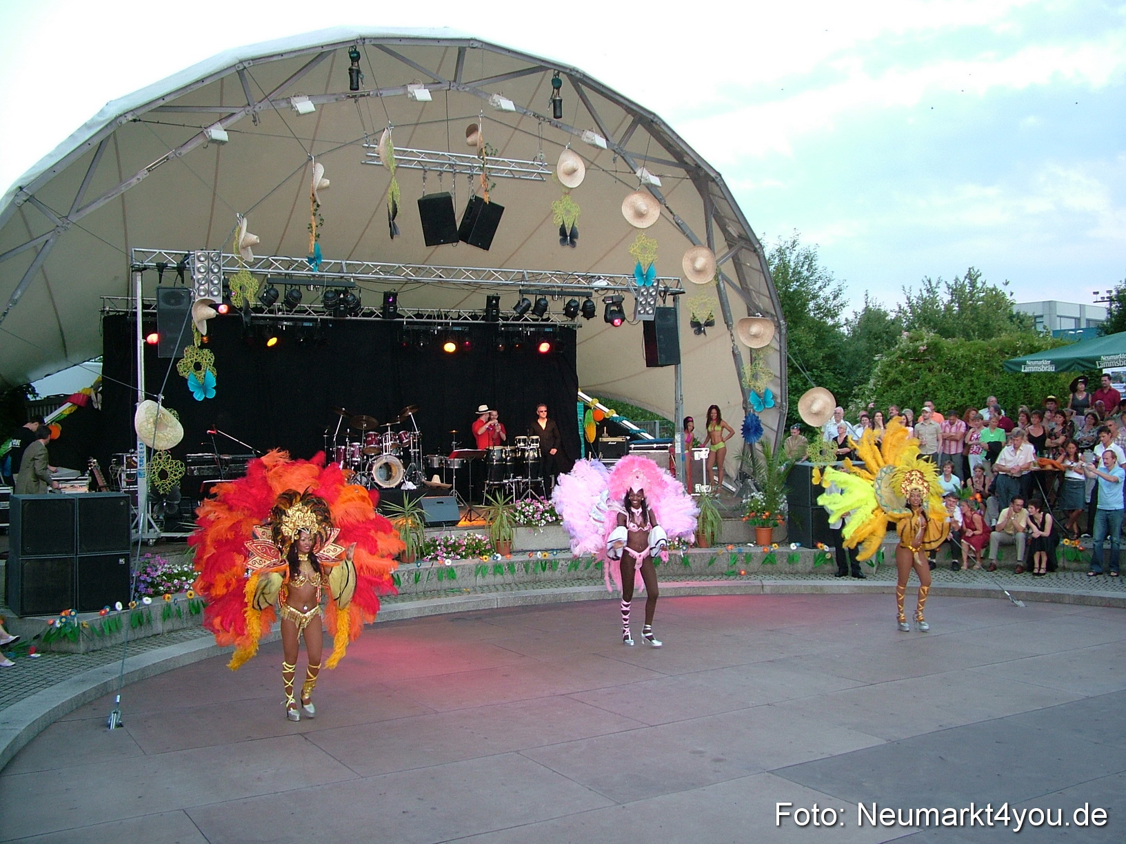 Latin Summer Night 020