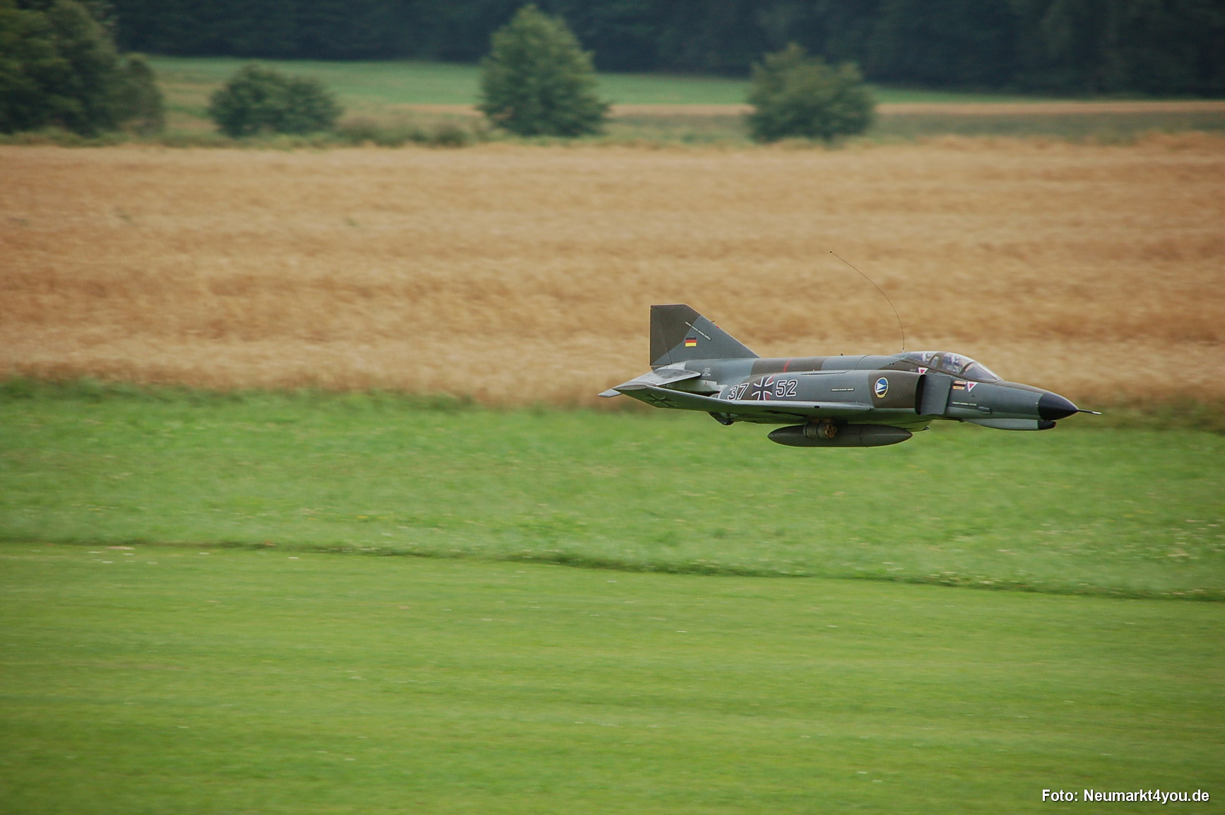 0330 Grossmodellflugtag Hemau 060806