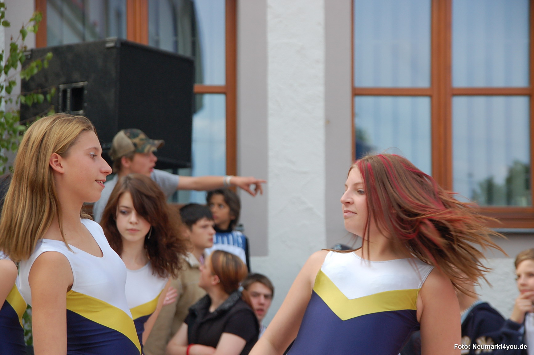 0013 Cheerleader HS West