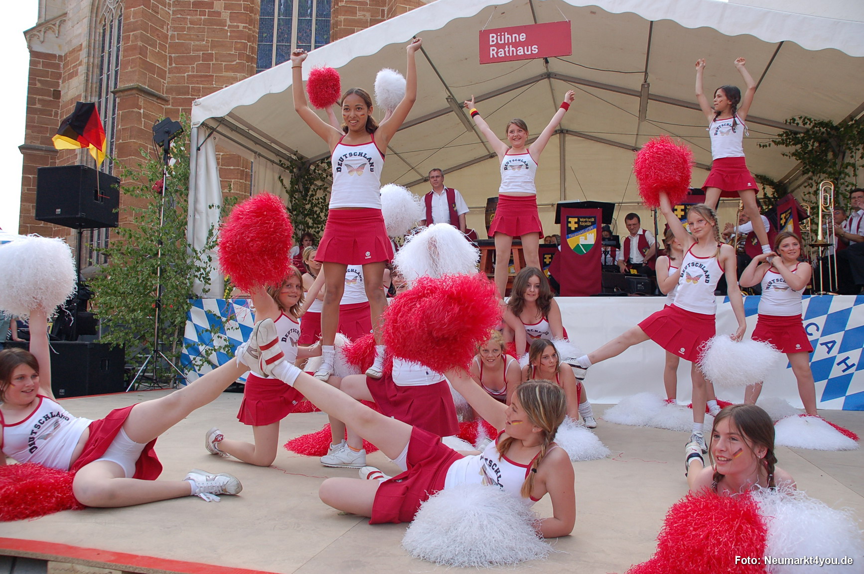 0017 Cheerleader HS West