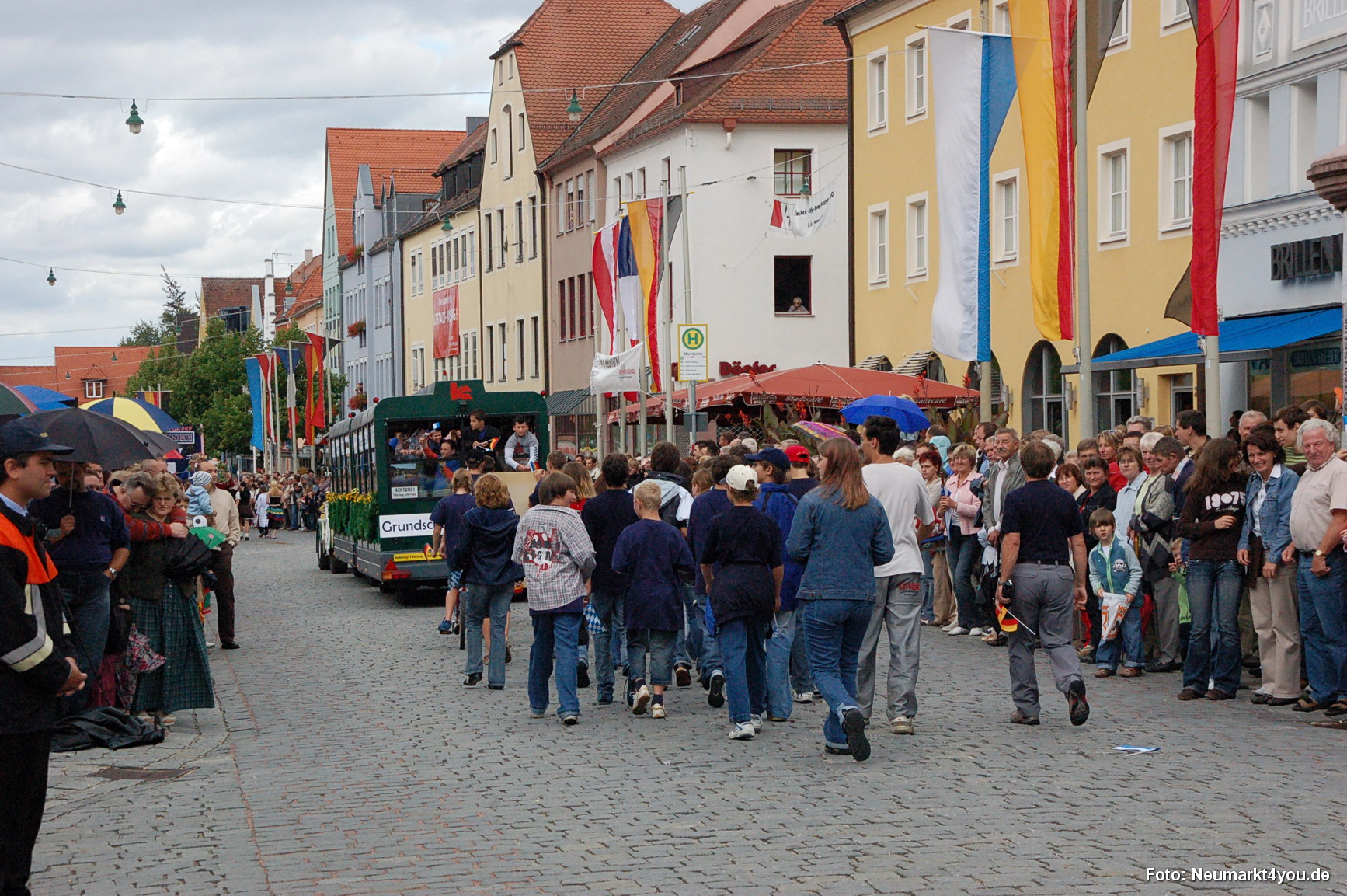 0180 Volksfestzug 130806