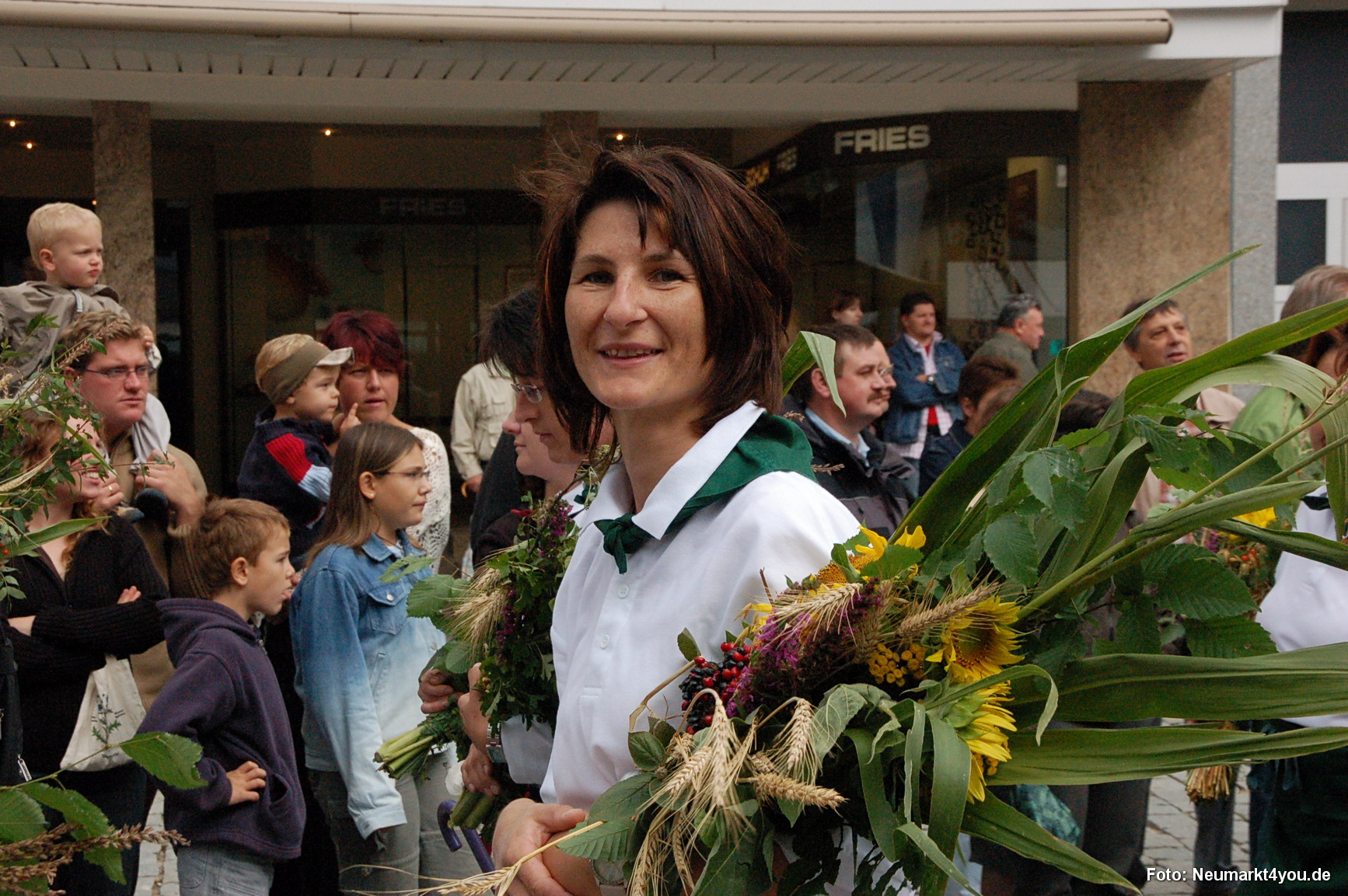 0205 Volksfestzug 130806