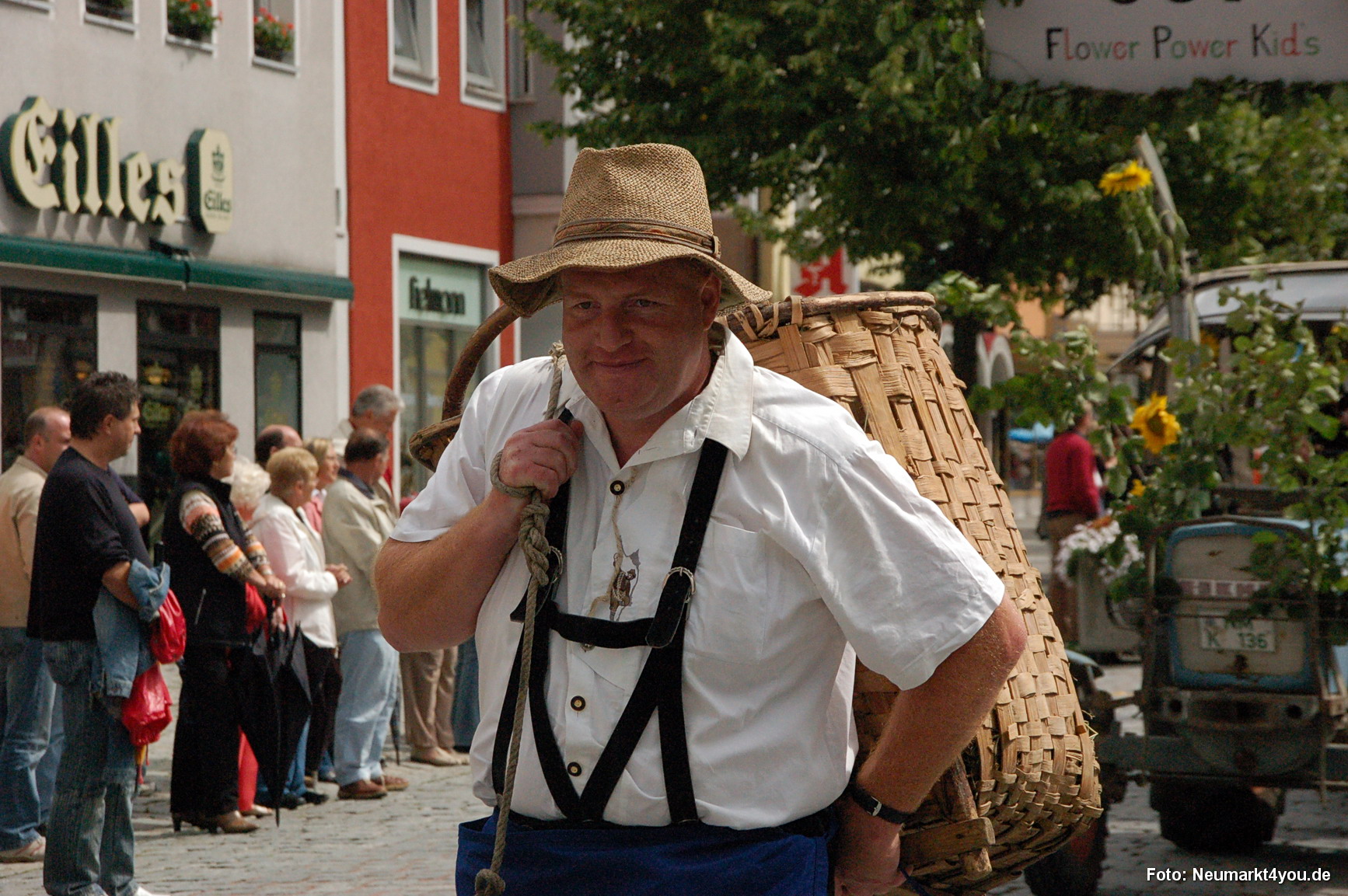 0210 Volksfestzug 130806