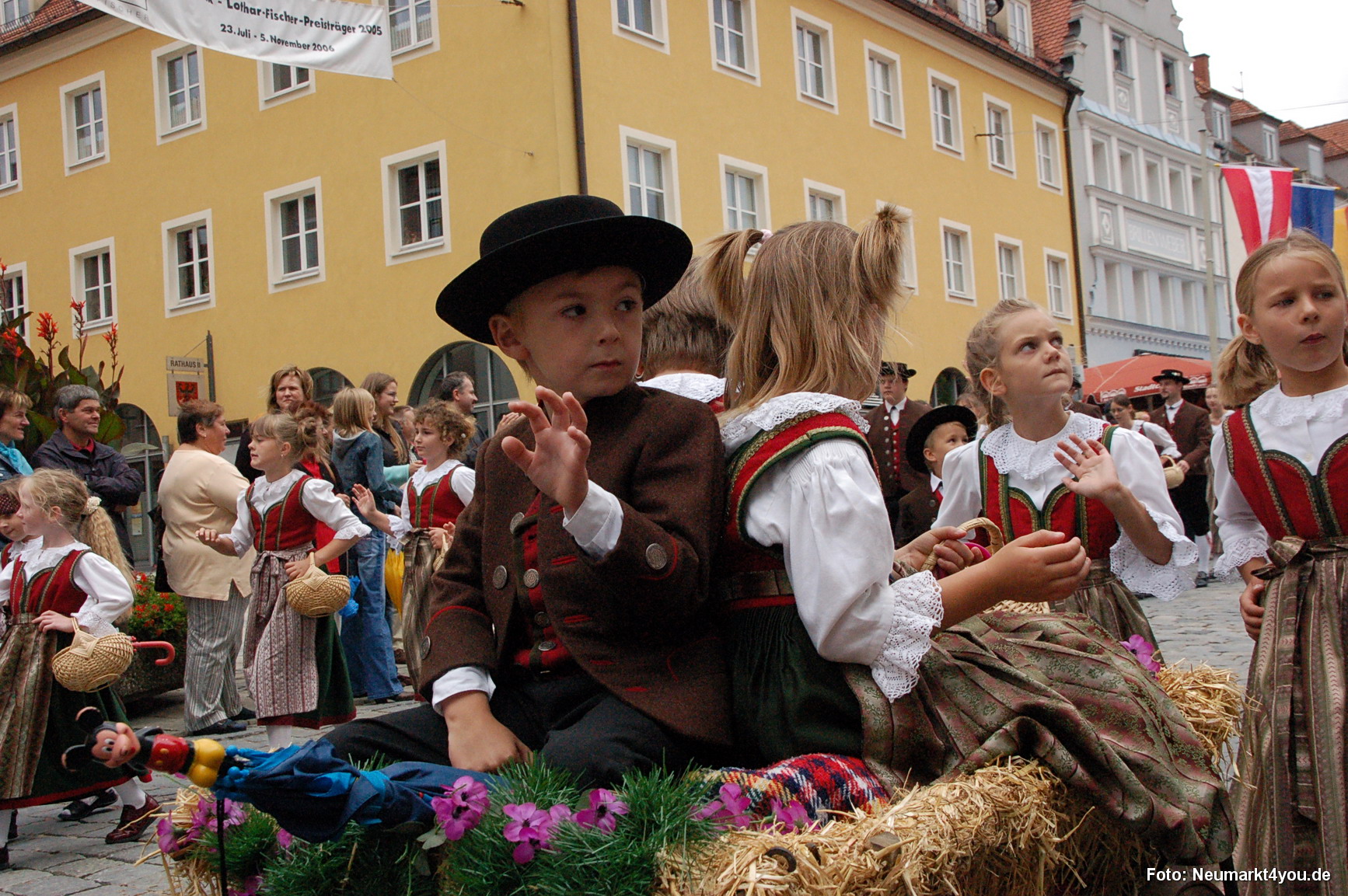 0245 Volksfestzug 130806