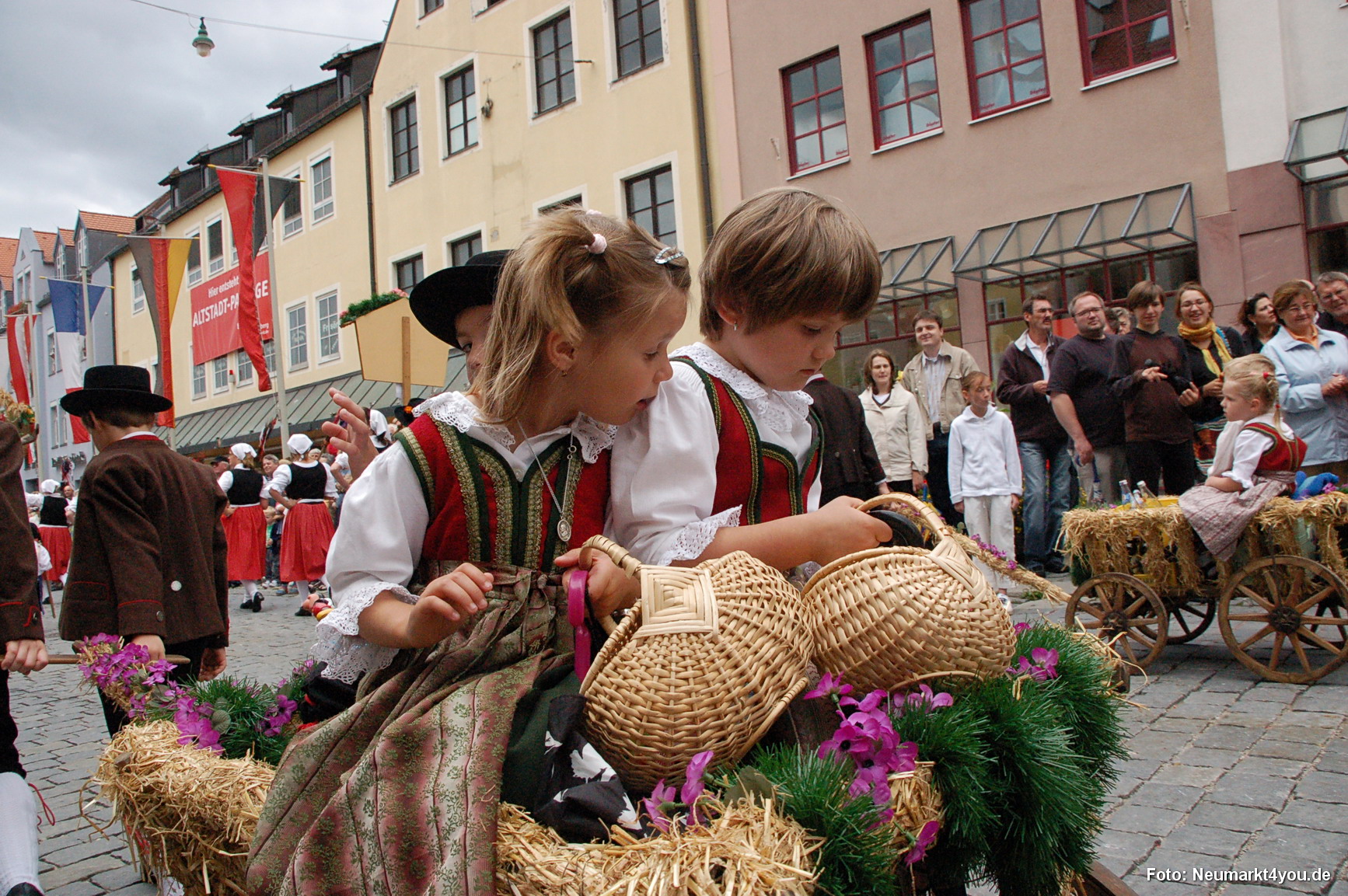 0250 Volksfestzug 130806
