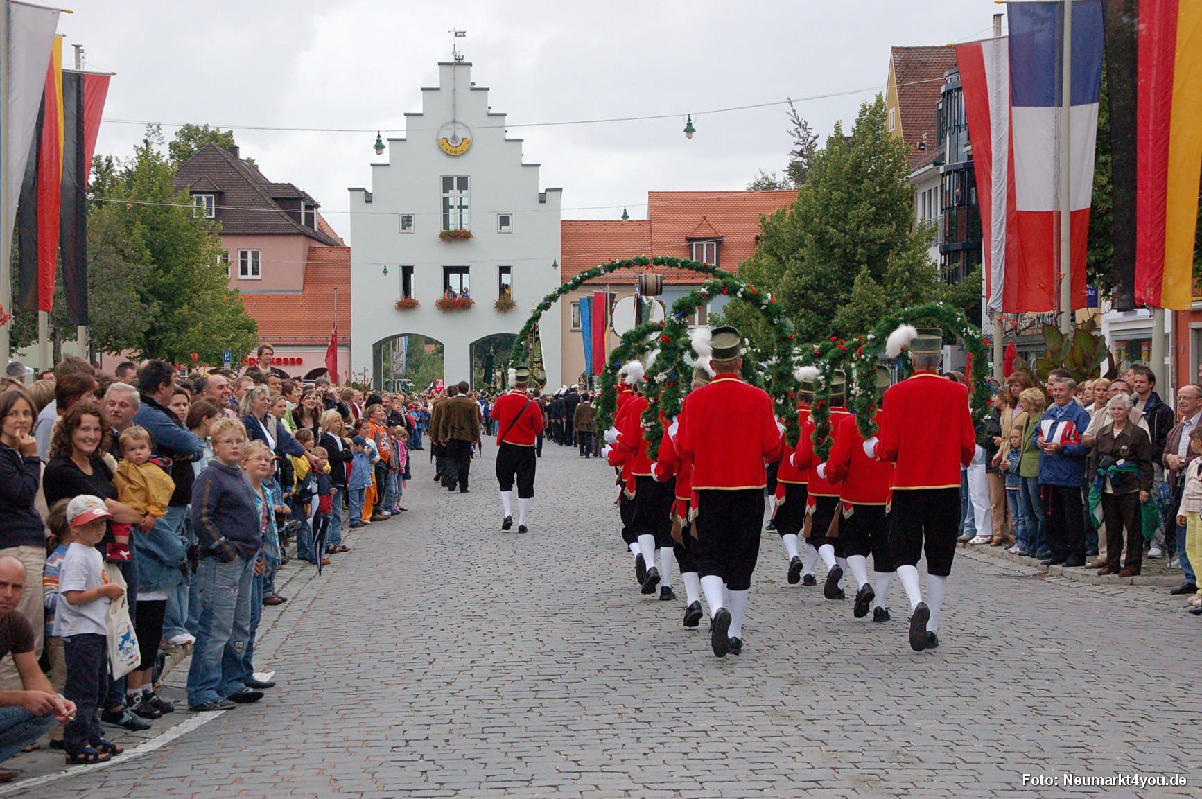 0275 Volksfestzug 130806