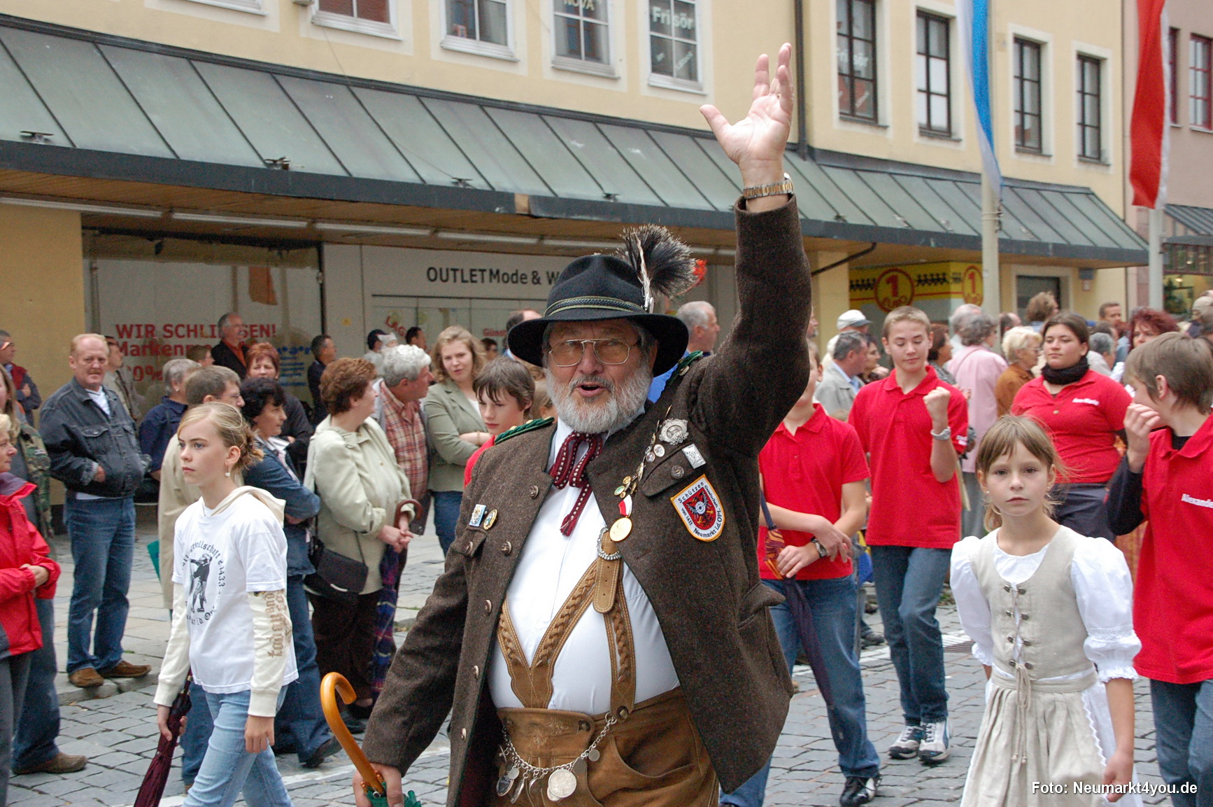 0305 Volksfestzug 130806