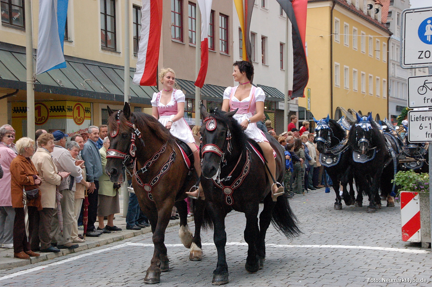 0310 Volksfestzug 130806