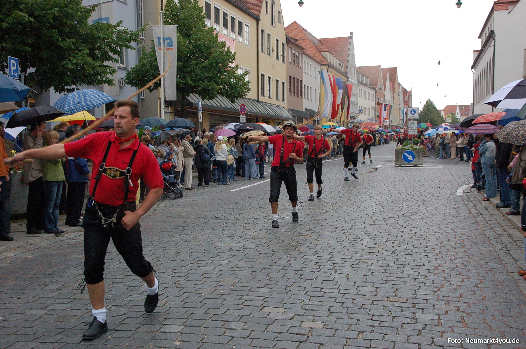 0340 Volksfestzug 130806