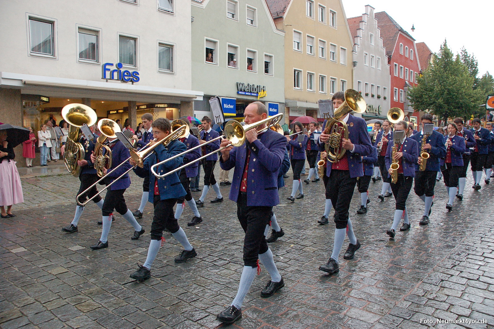 0375 Volksfestzug 130806