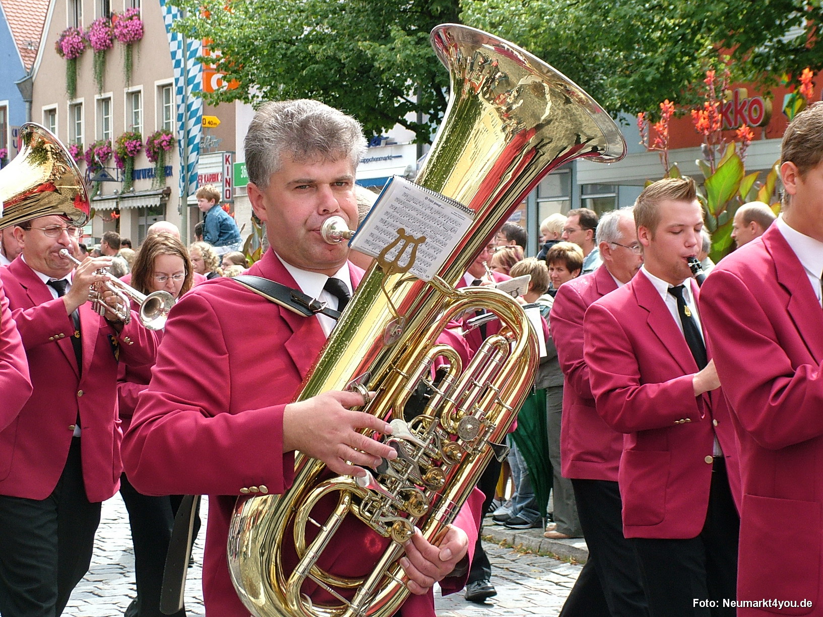 0435 Volksfestzug 130806