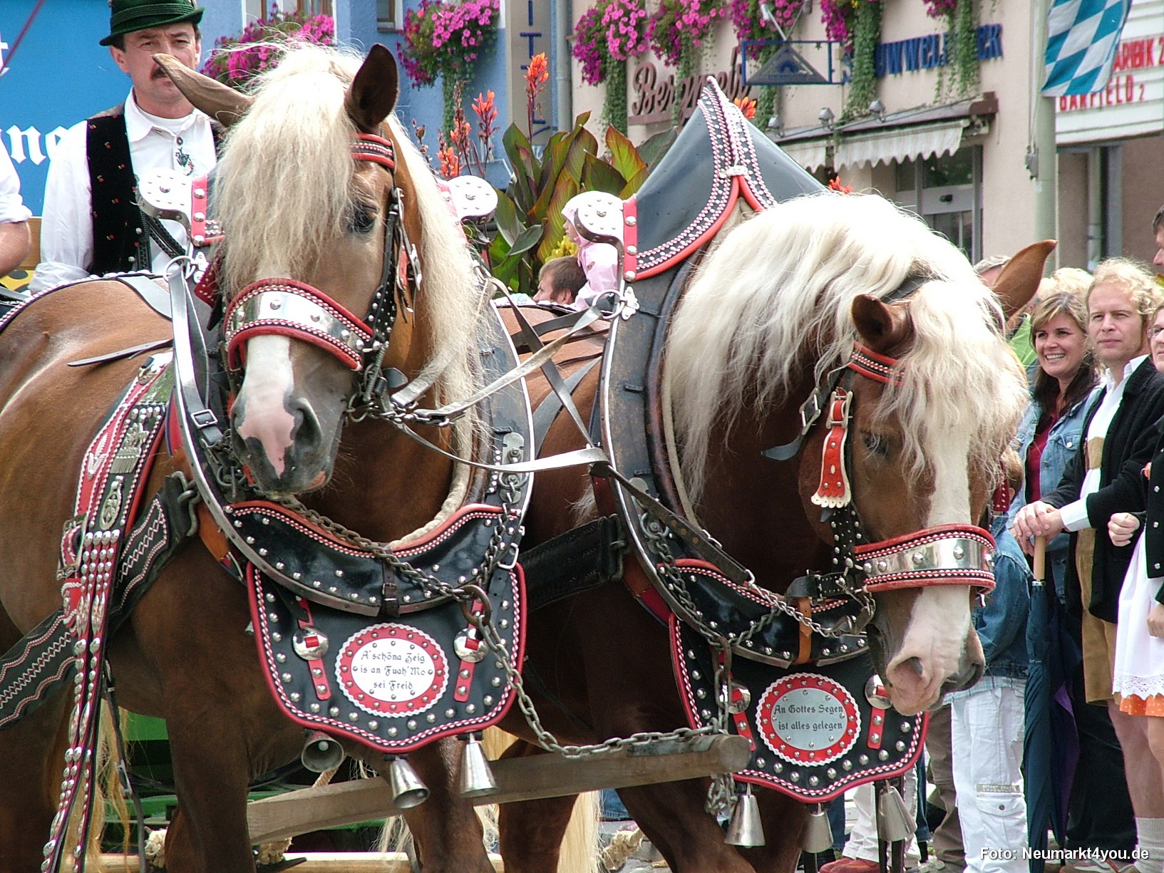 0485 Volksfestzug 130806