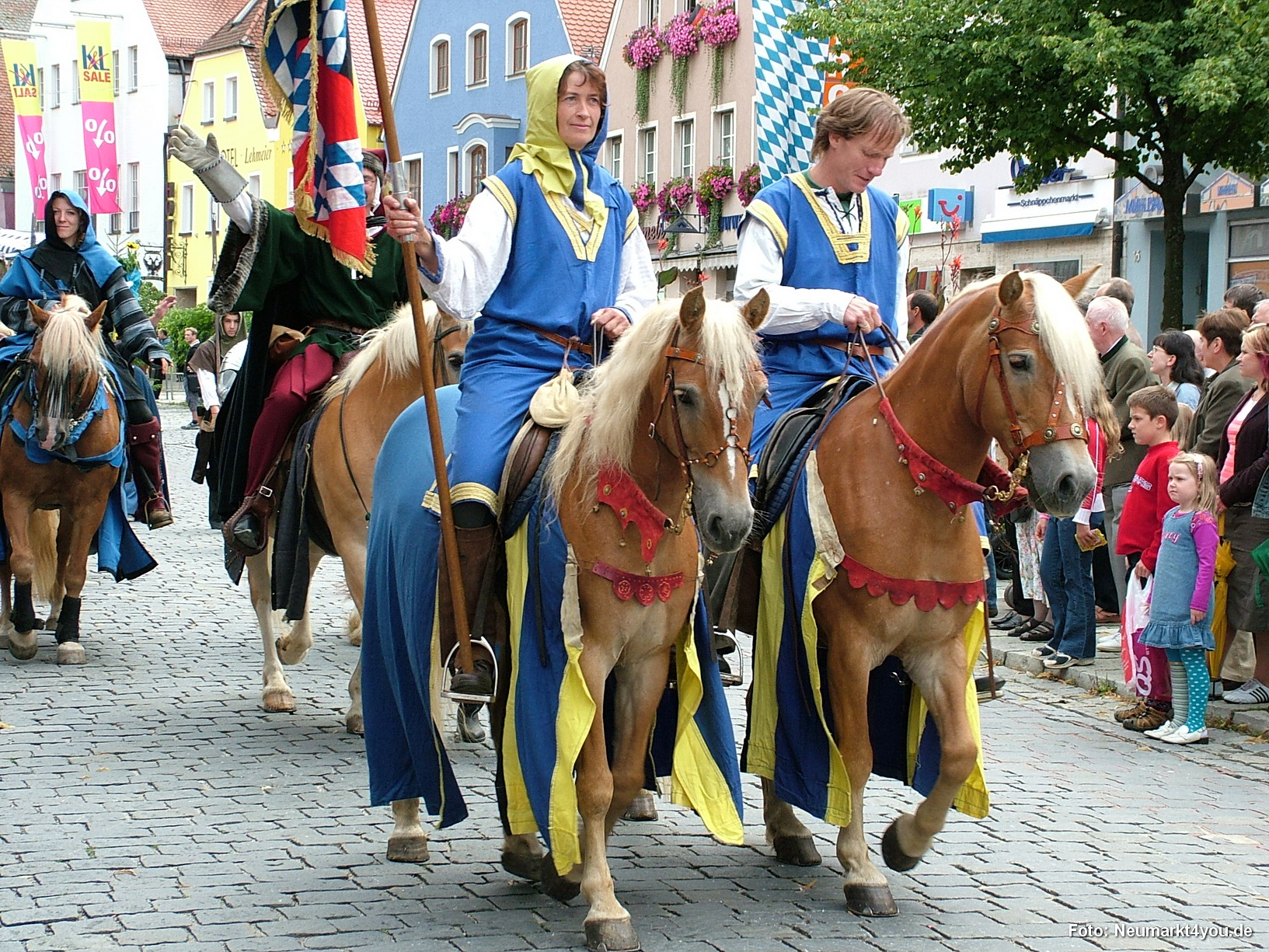 0495 Volksfestzug 130806