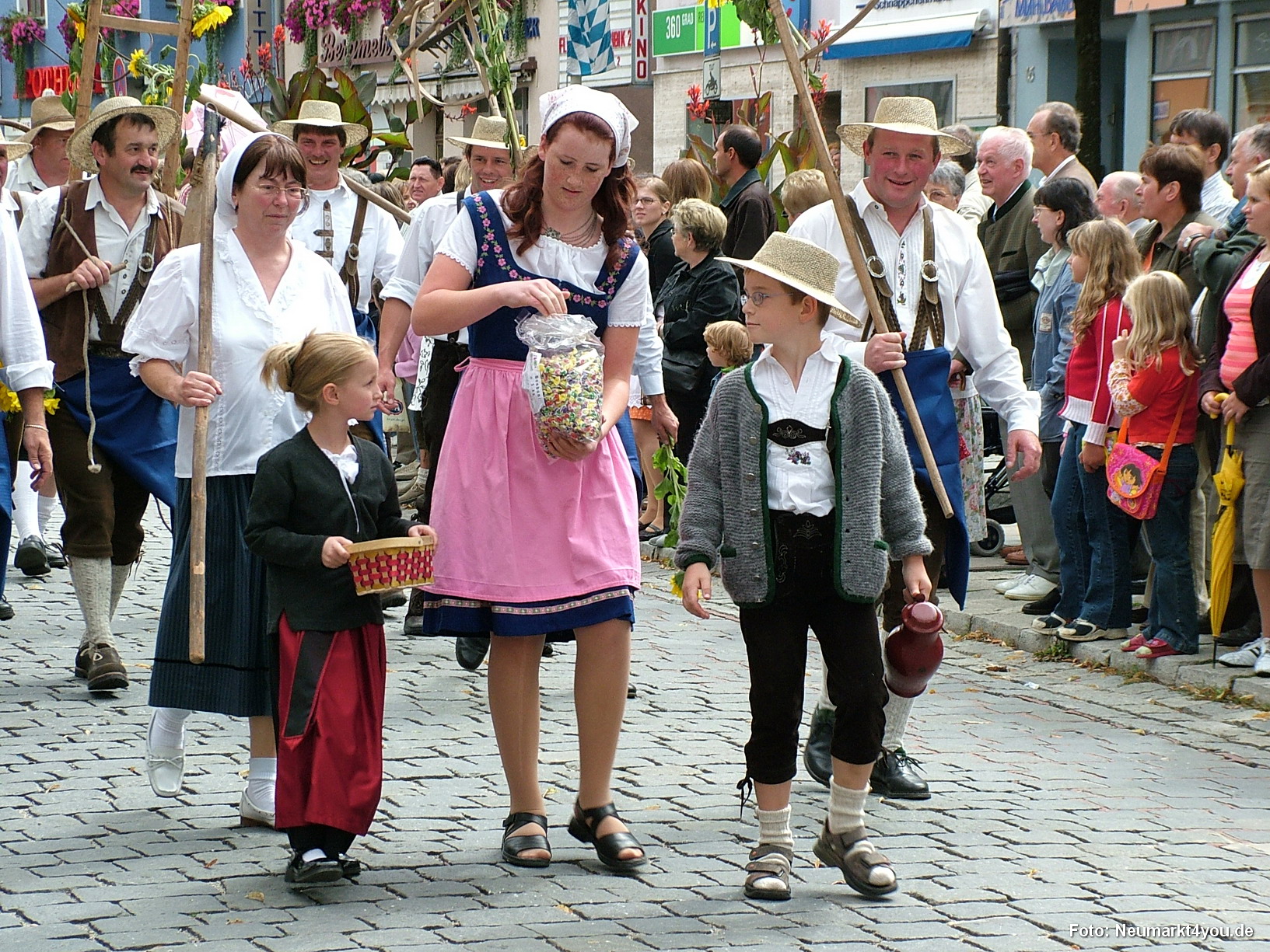 0580 Volksfestzug 130806