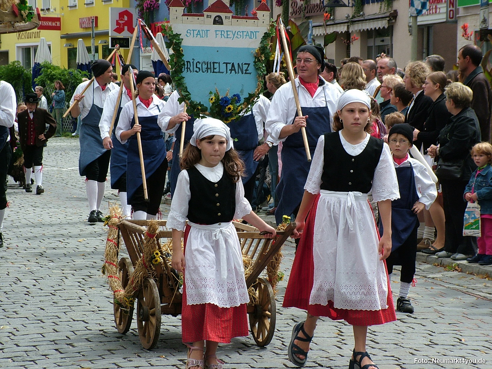 0600 Volksfestzug 130806