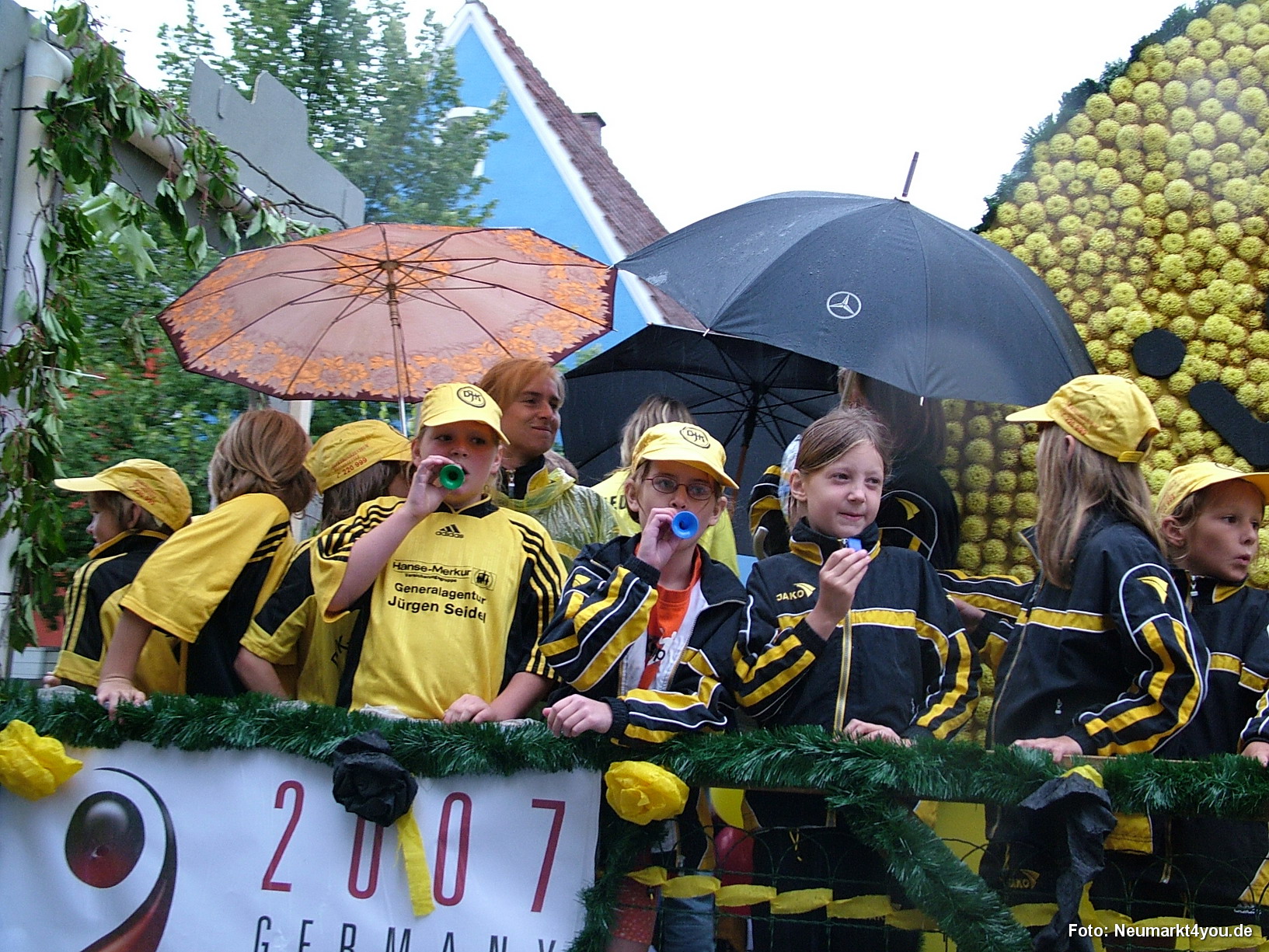 0700 Volksfestzug 130806