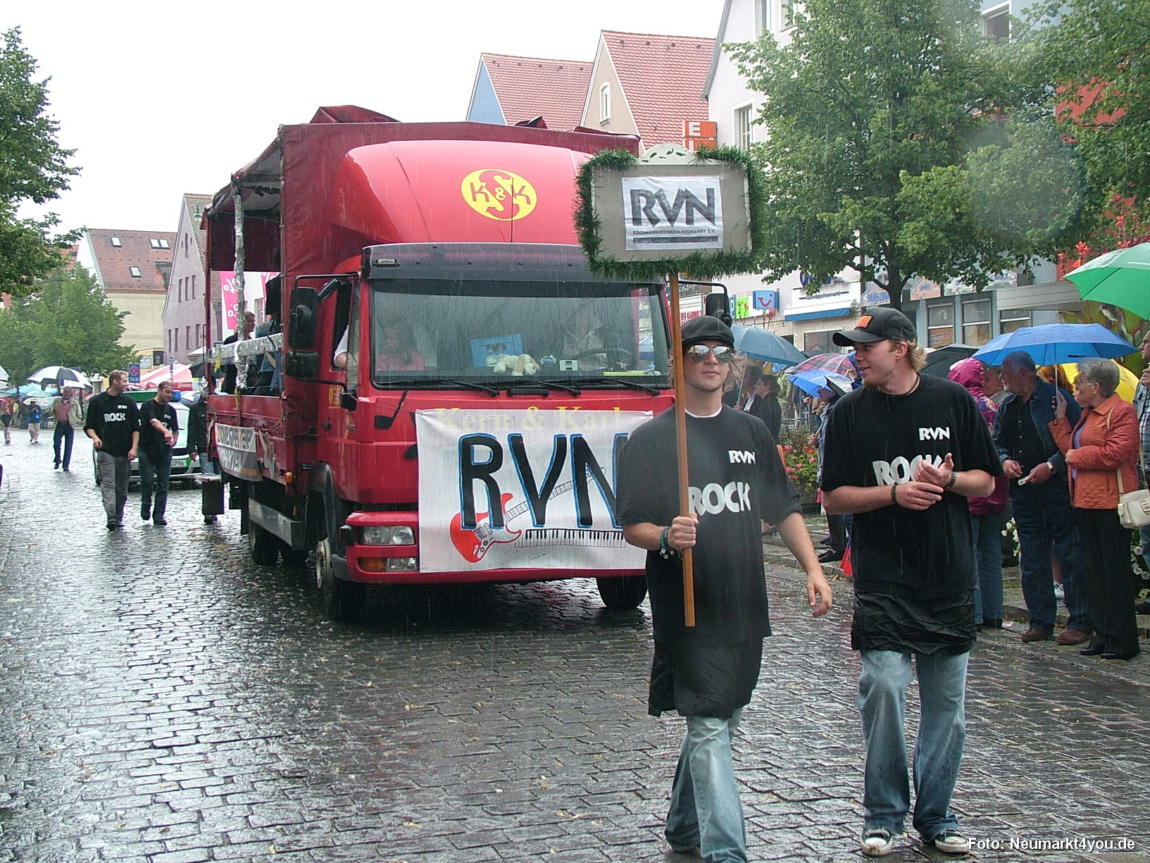 0800 Volksfestzug 130806