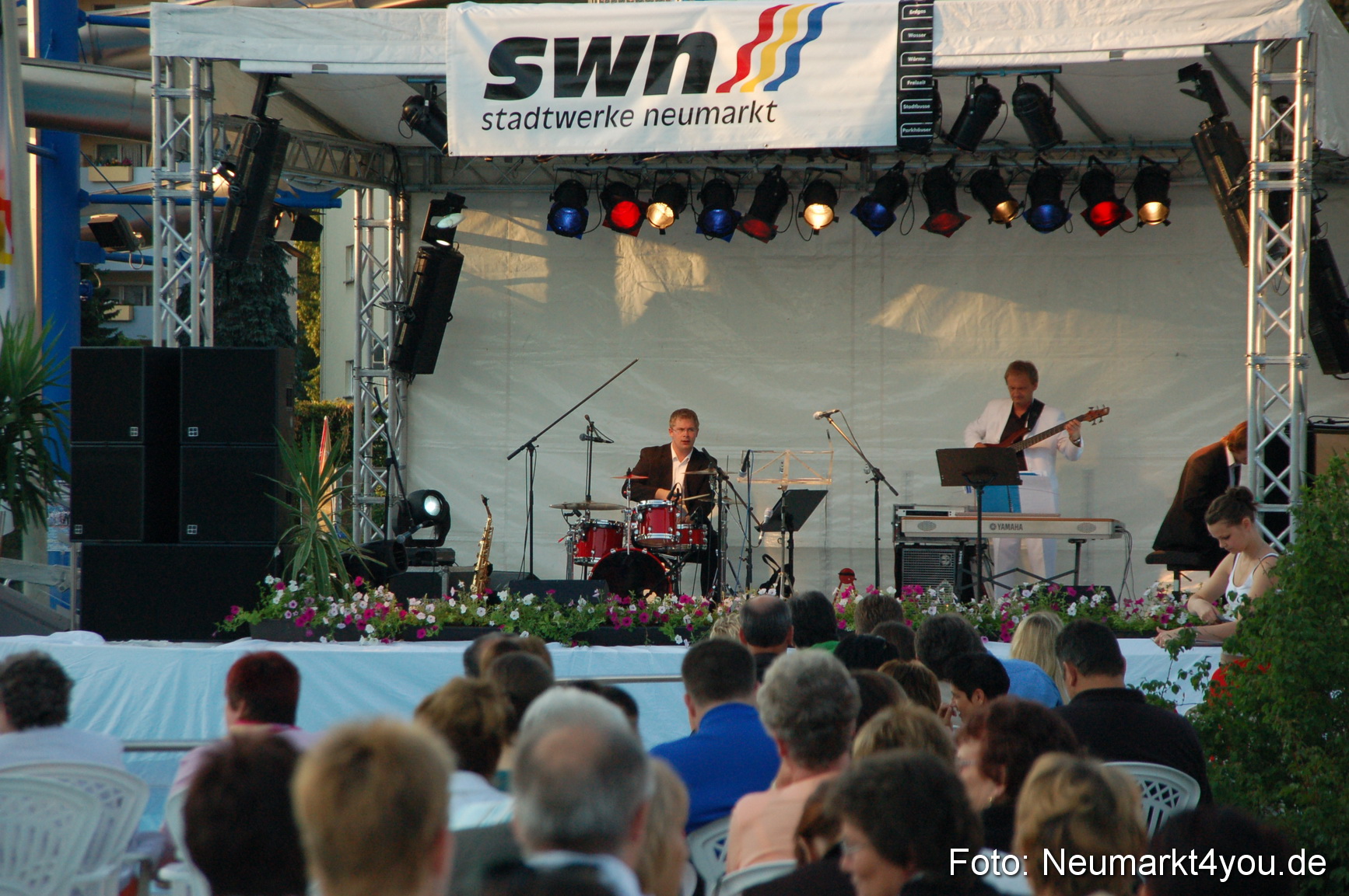 0110 Mozart Show Freibad