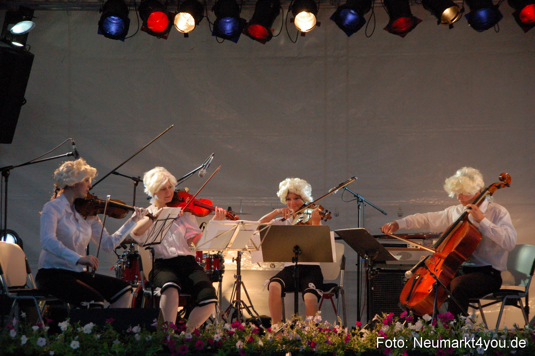 0210 Mozart Show Freibad