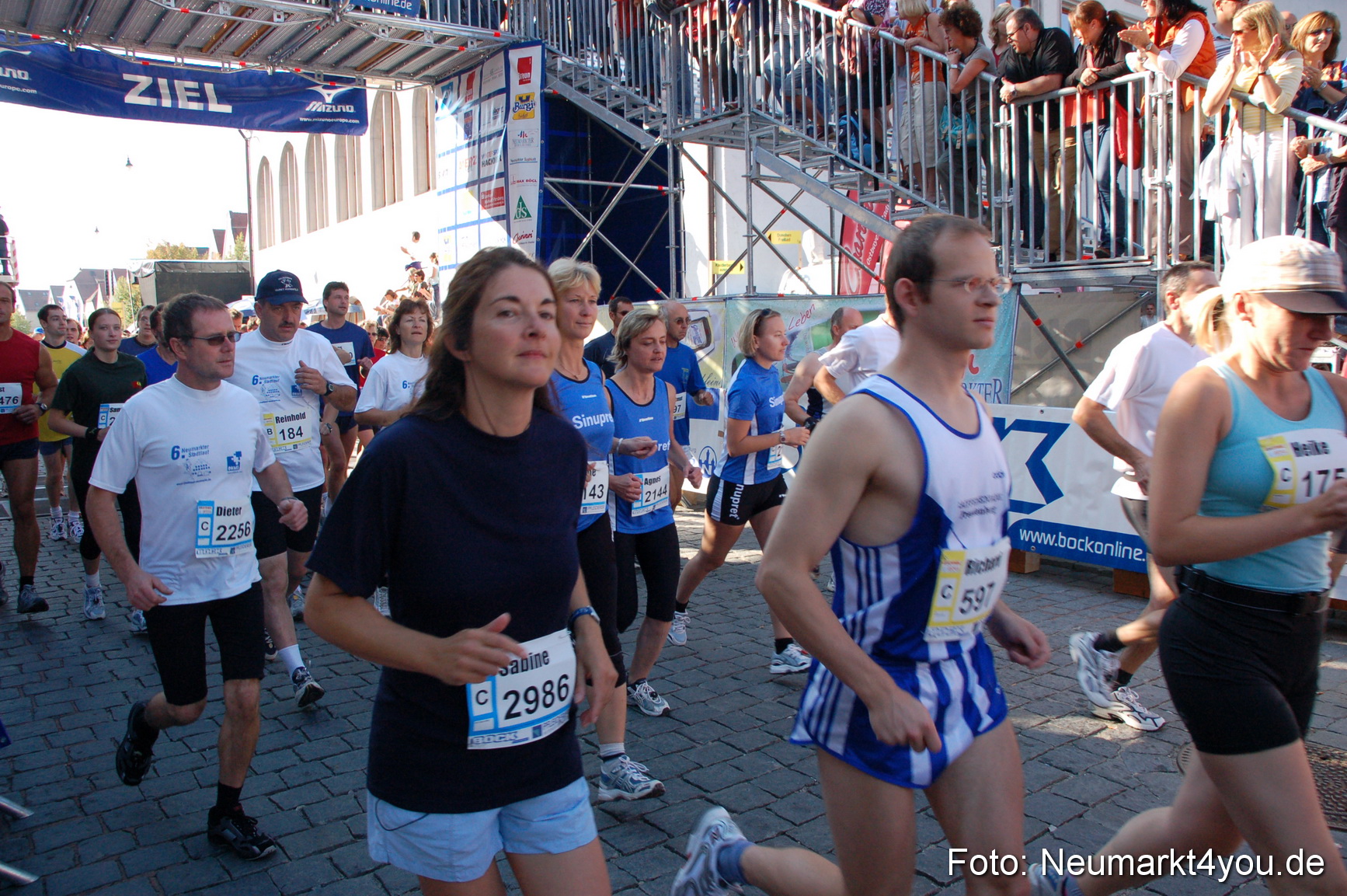 0175 Stadtlauf Start