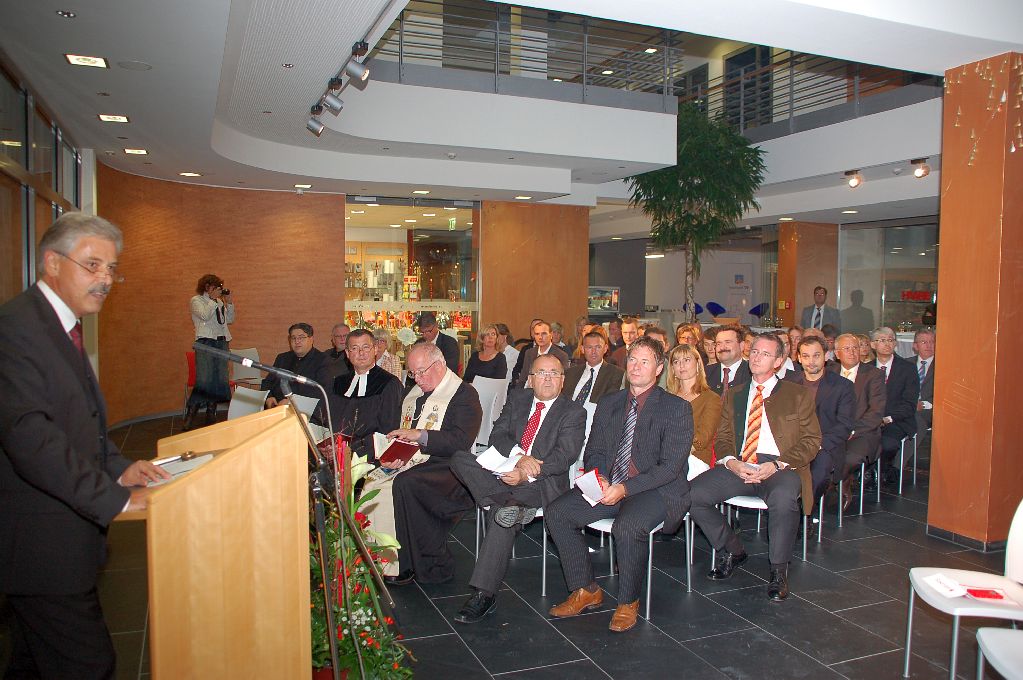 10016 Altstadt Passage Neumarkt 041007