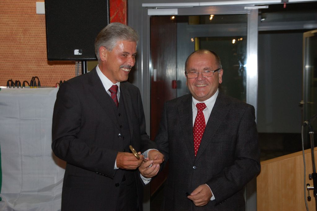 10017 Altstadt Passage Neumarkt 041007