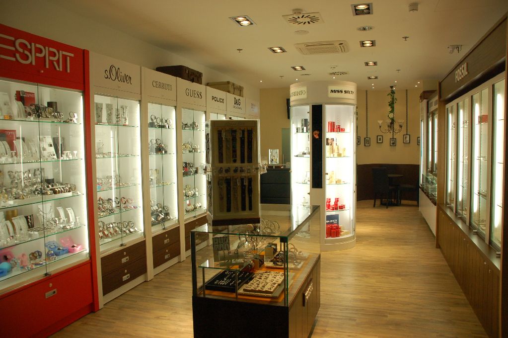 10020 Altstadt Passage Neumarkt 041007