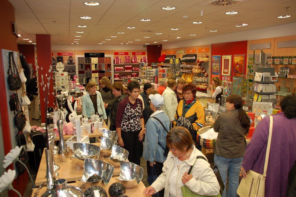 10030 Altstadt Passage Neumarkt 041007