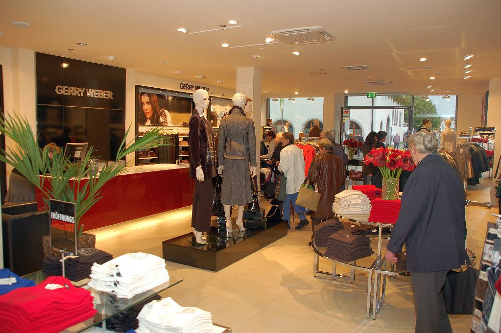 10032 Altstadt Passage Neumarkt 041007