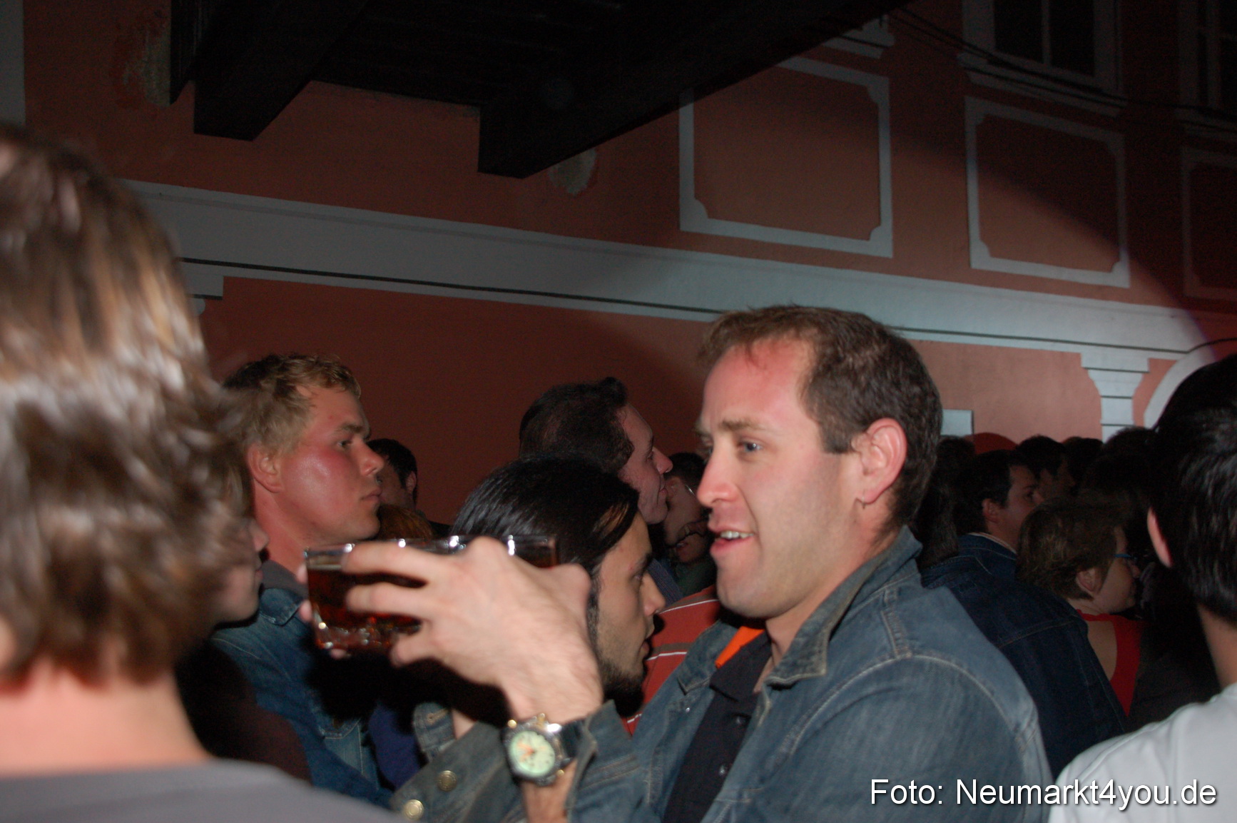 0100 Wet Nuts Burgrock Parsberg 040807