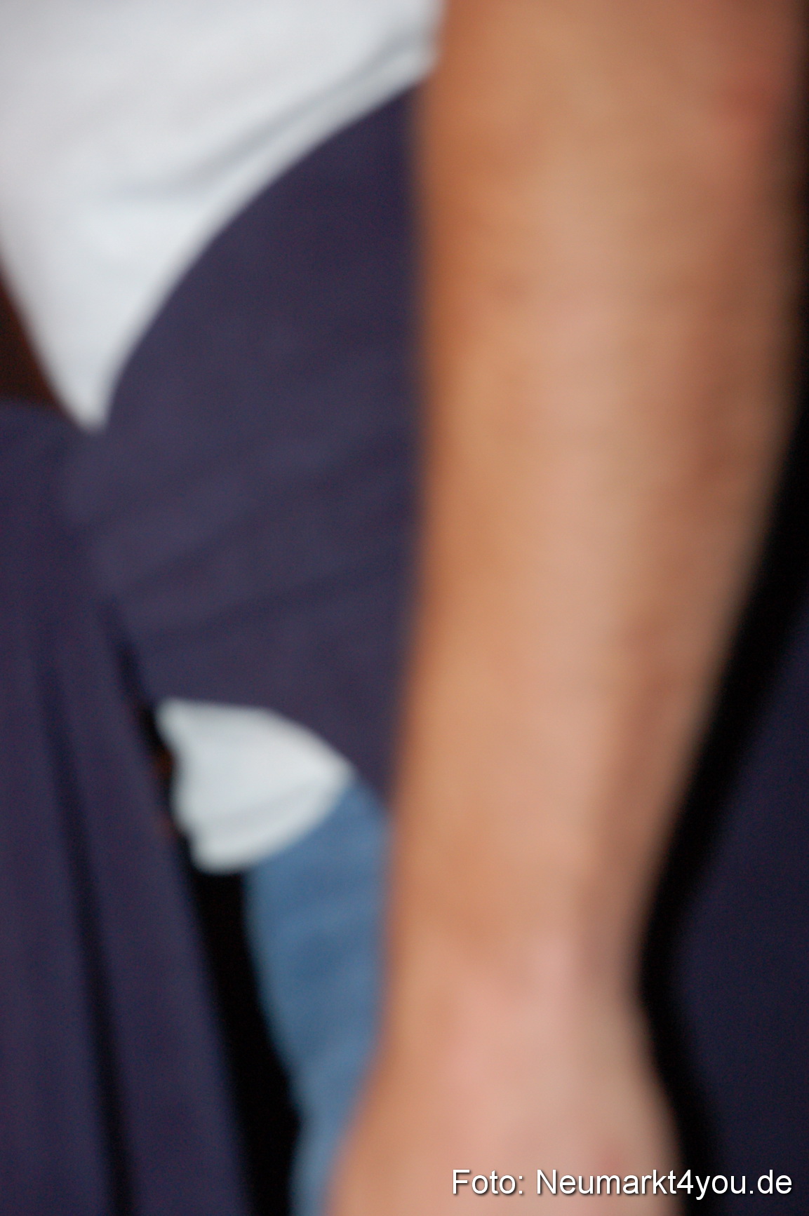 0101 Wet Nuts Burgrock Parsberg 040807