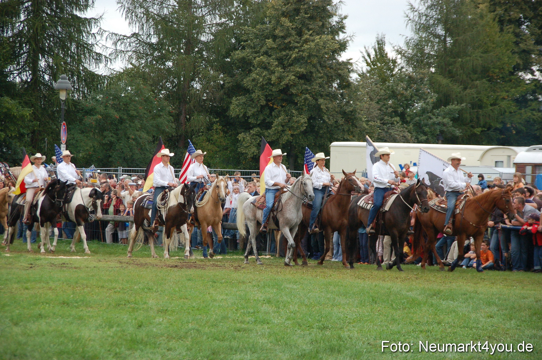 0210 Pferde Fohlenschau 200807