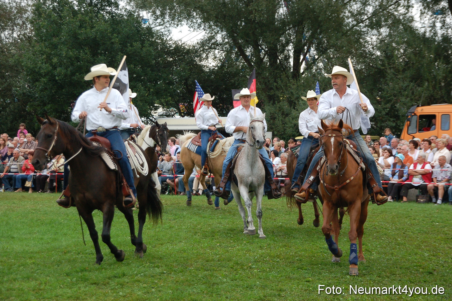 0217 Pferde Fohlenschau 200807