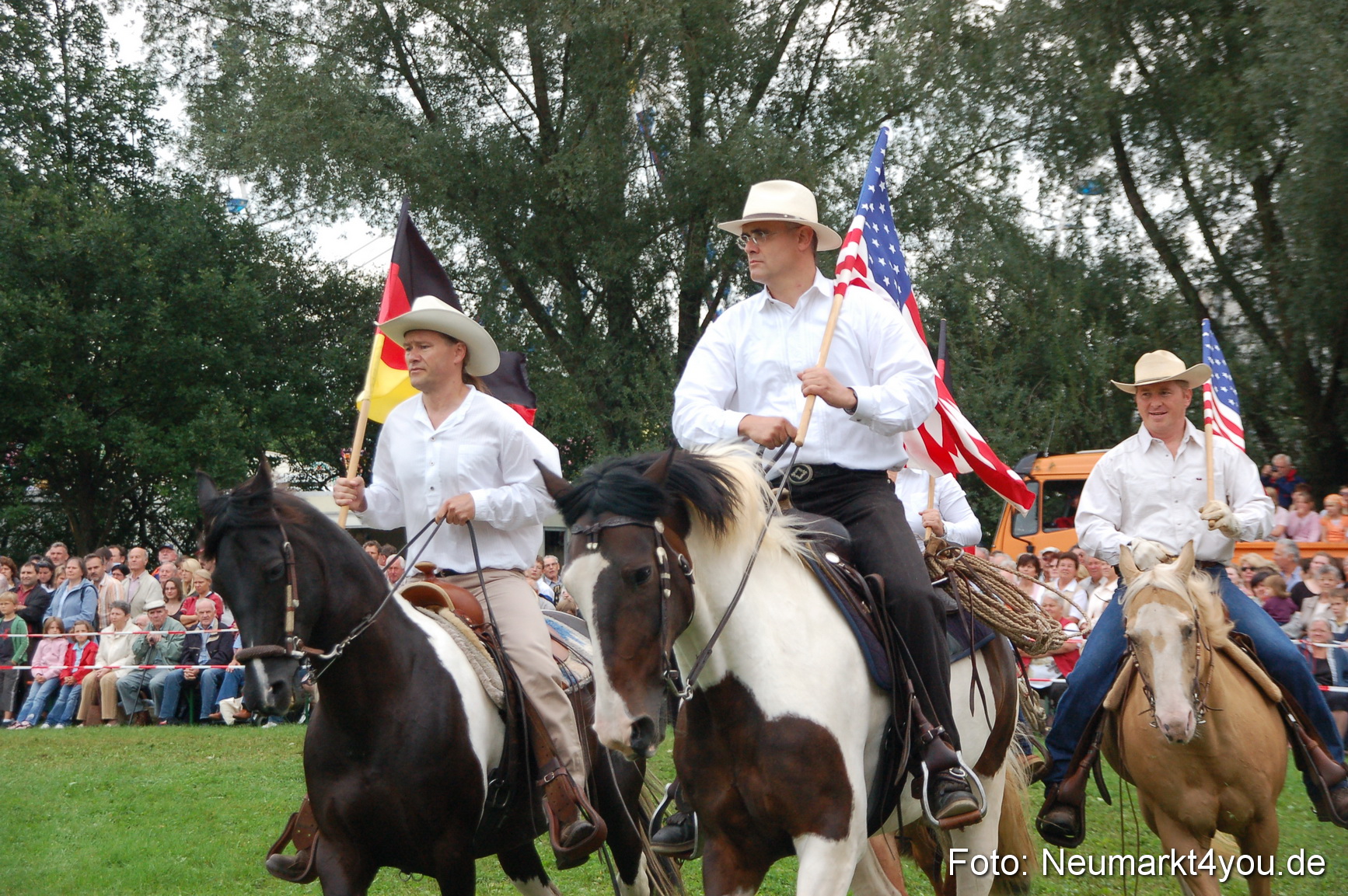 0218 Pferde Fohlenschau 200807