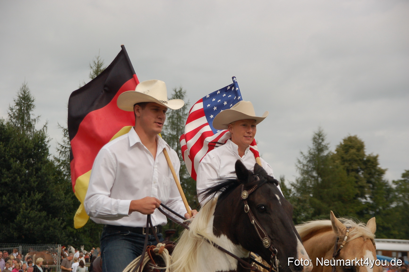 0252 Pferde Fohlenschau 200807