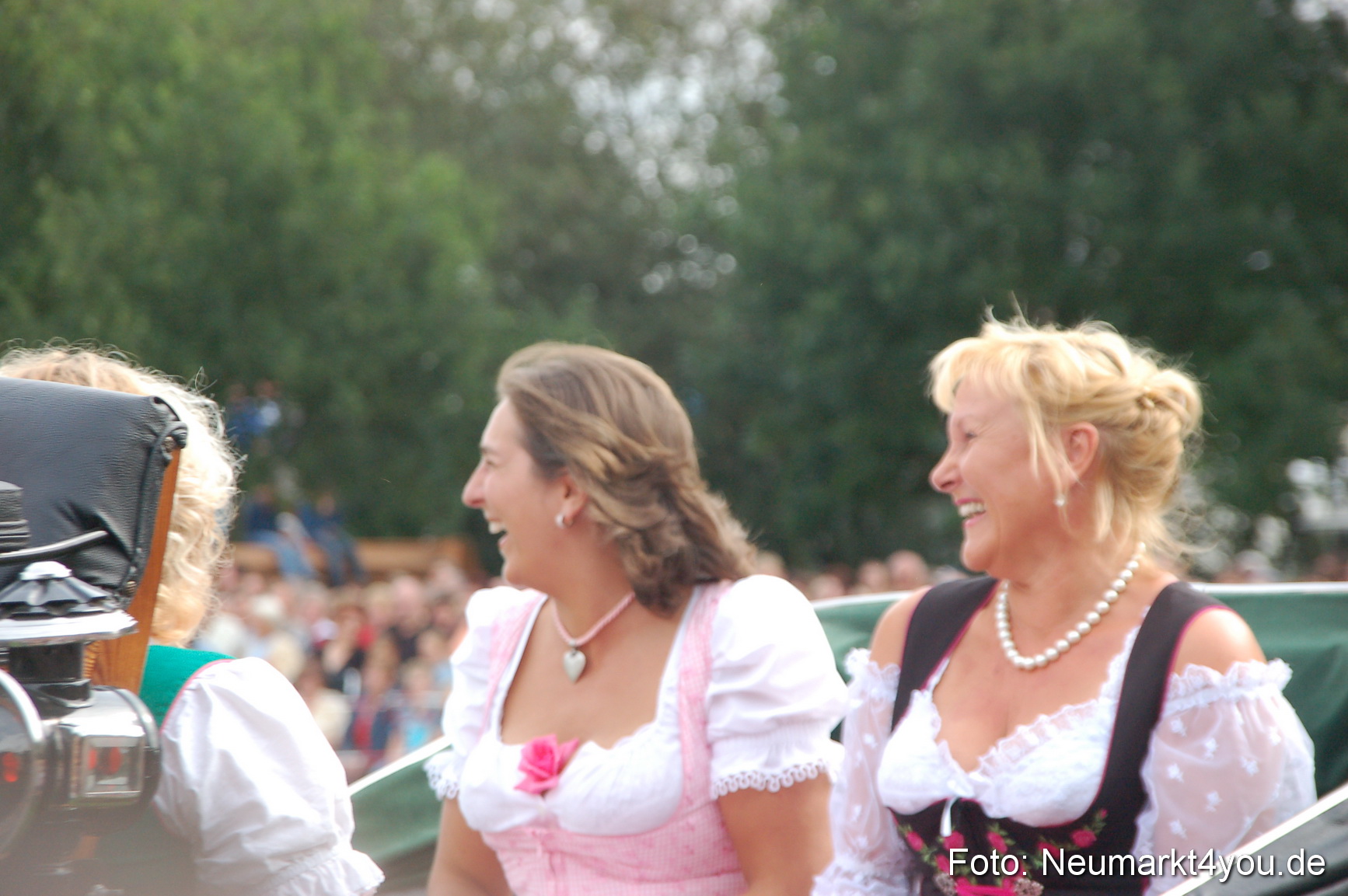 0330 Pferde Fohlenschau 200807