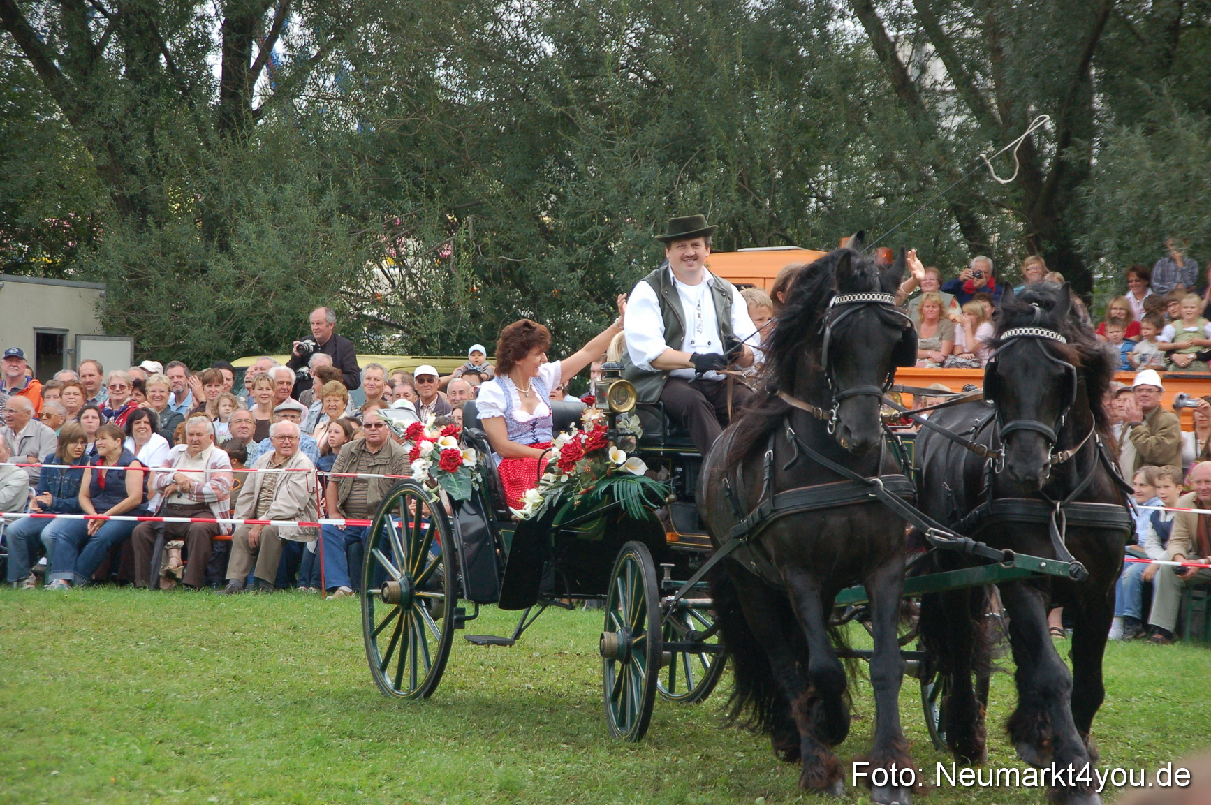 0363 Pferde Fohlenschau 200807