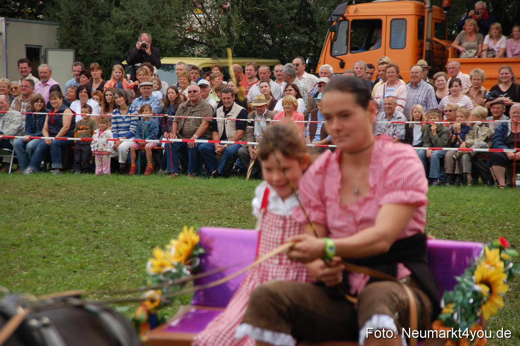 0485 Pferde Fohlenschau 200807