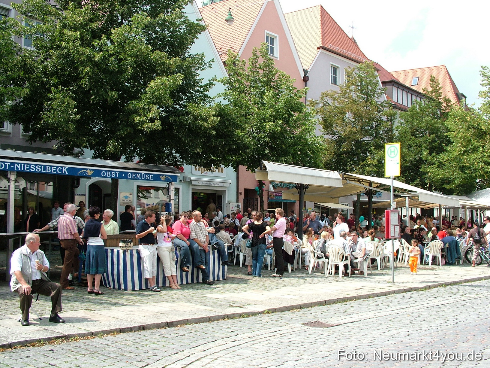 0003 Volksfestzug 120807