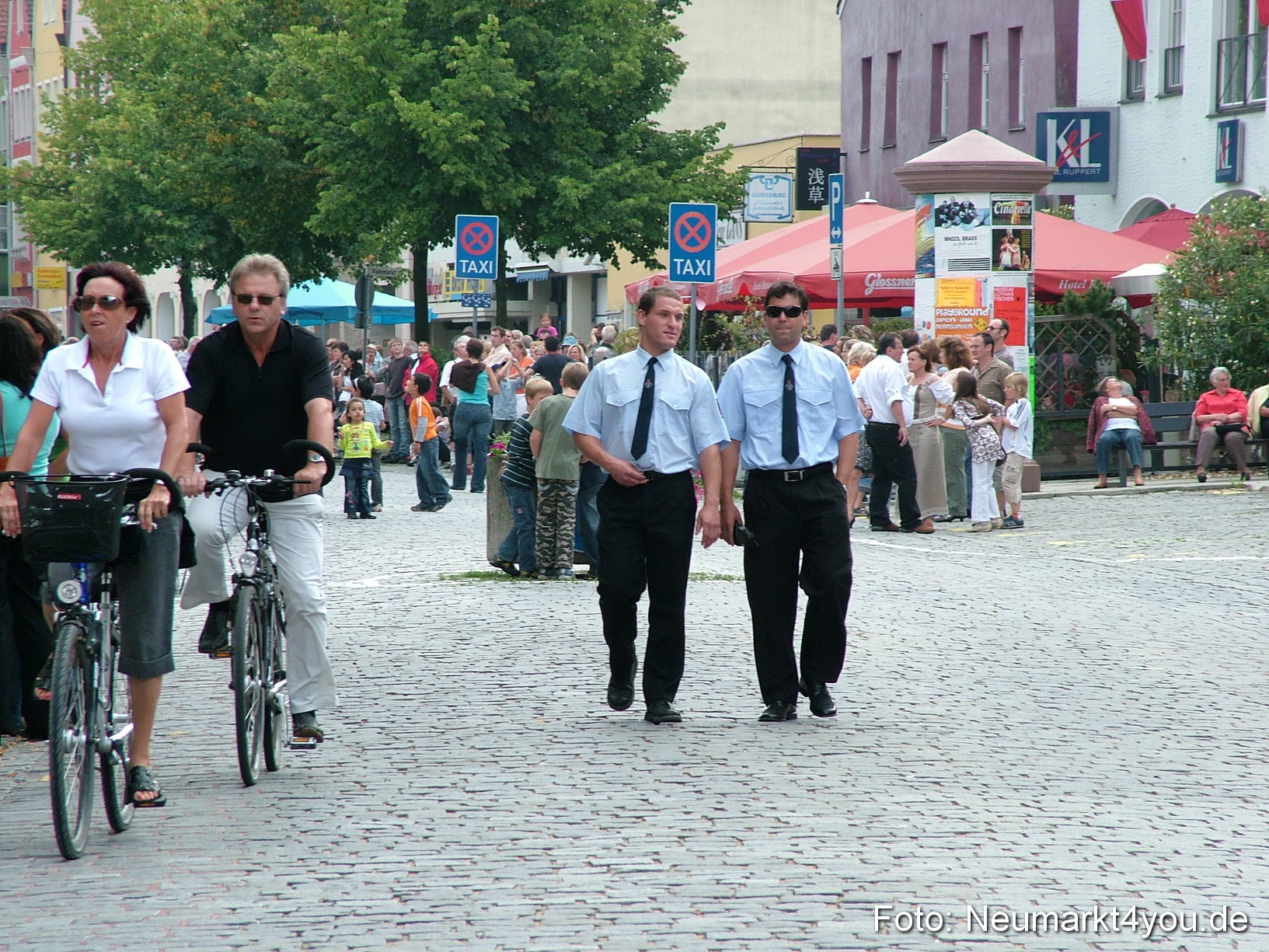 0016 Volksfestzug 120807
