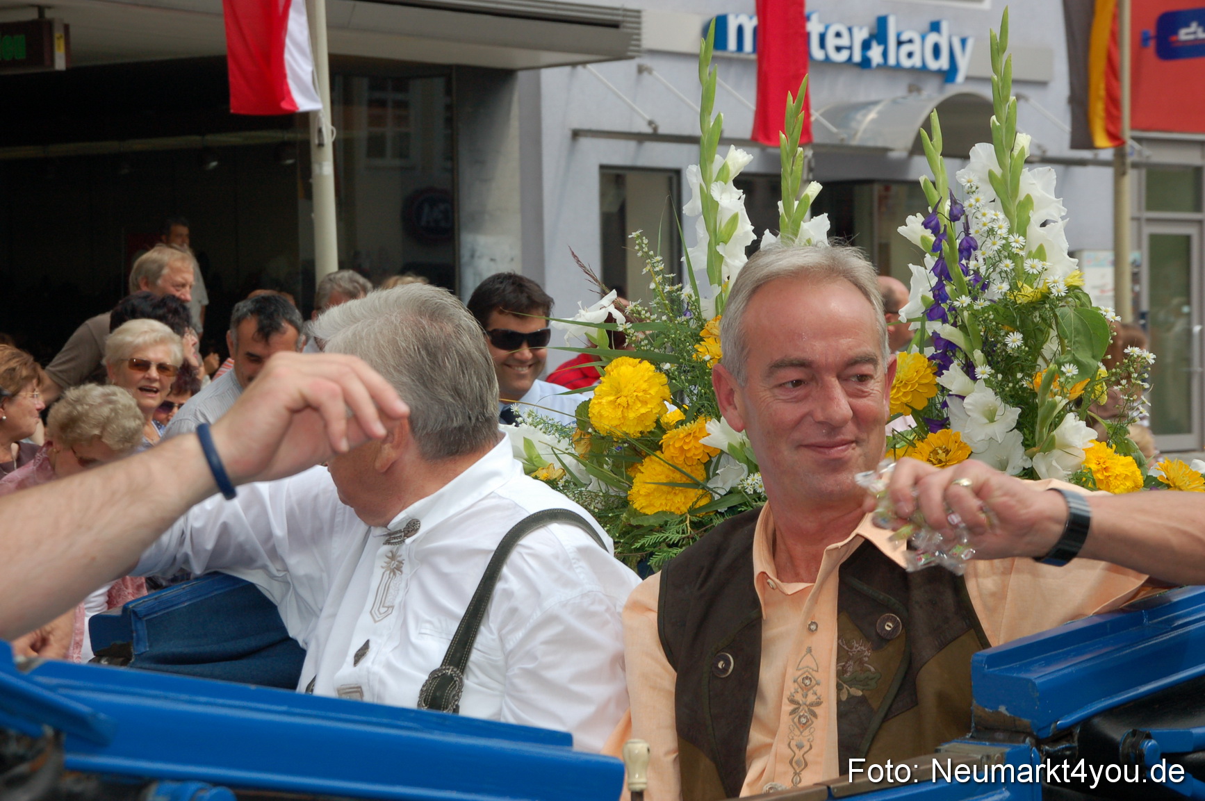 0041 Volksfestzug 120807