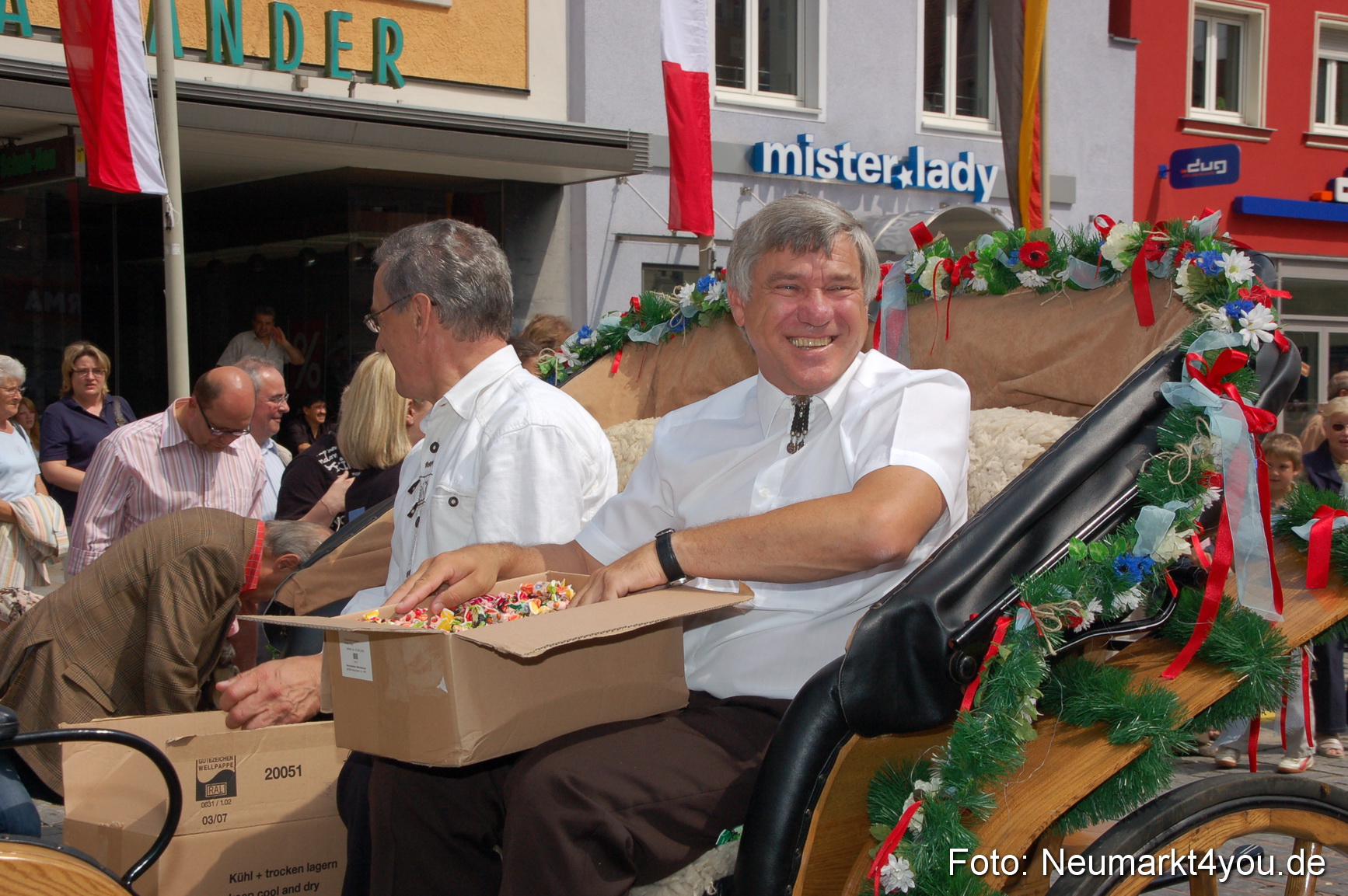 0047 Volksfestzug 120807