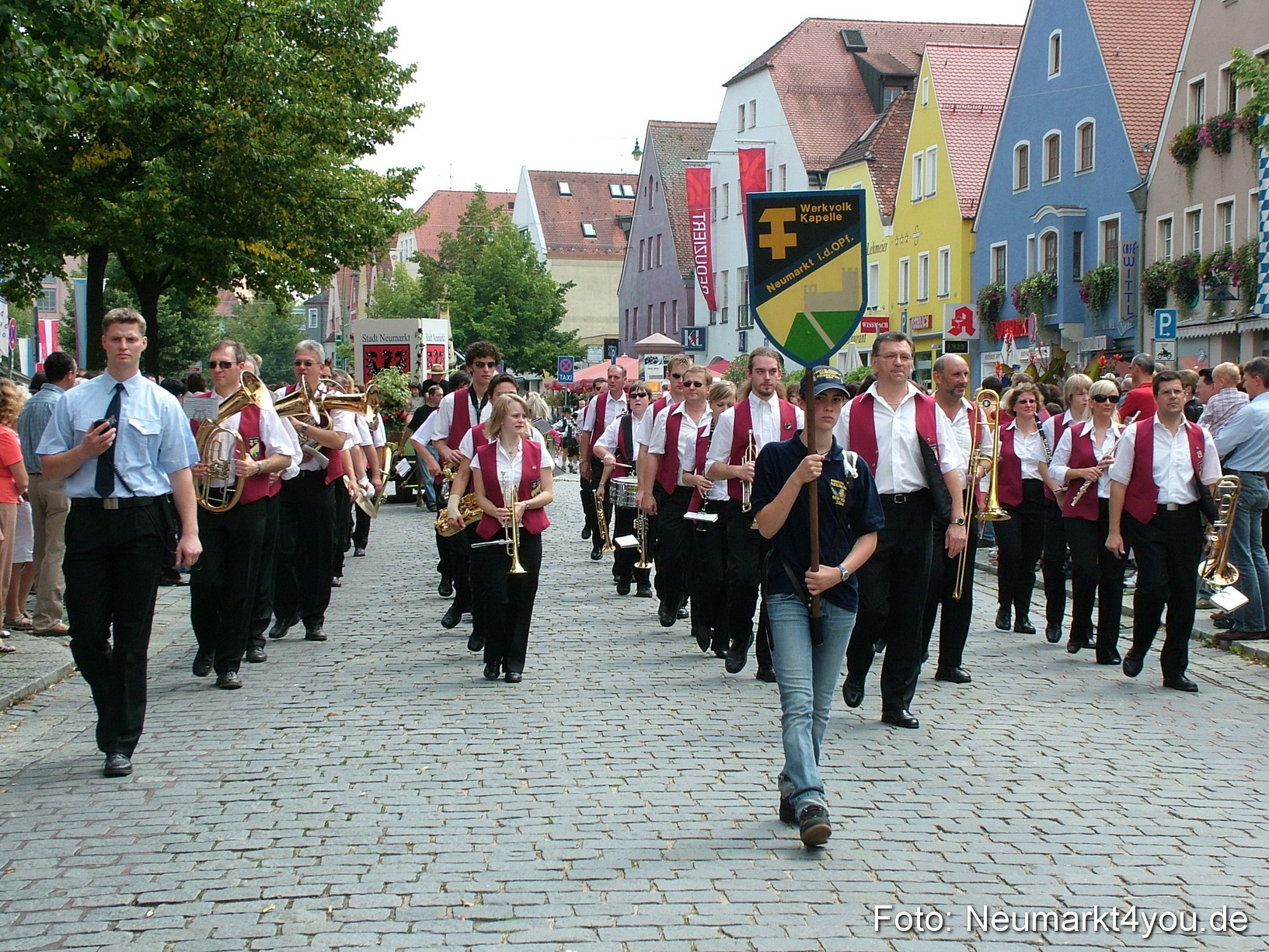 0052 Volksfestzug 120807