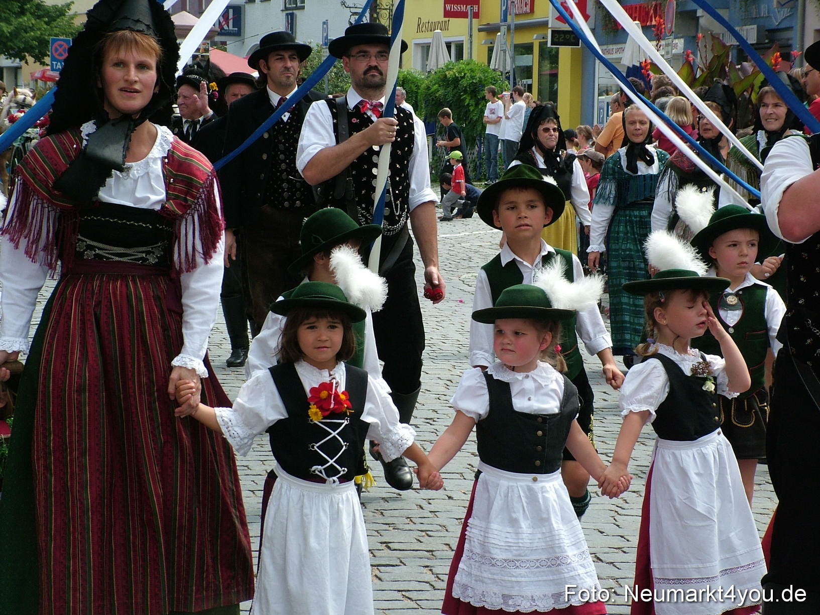 0063 Volksfestzug 120807